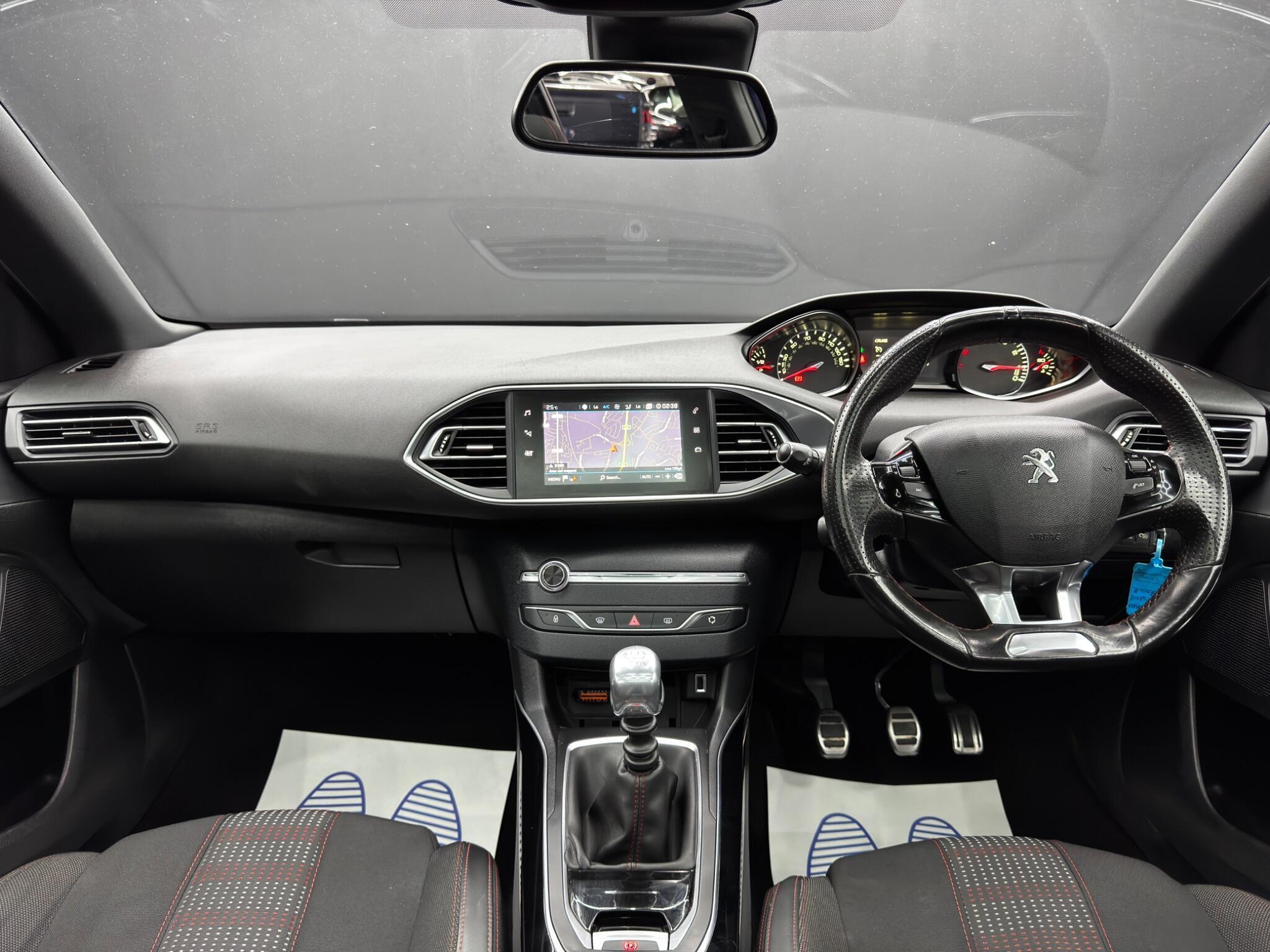 Peugeot 308 - Image 10