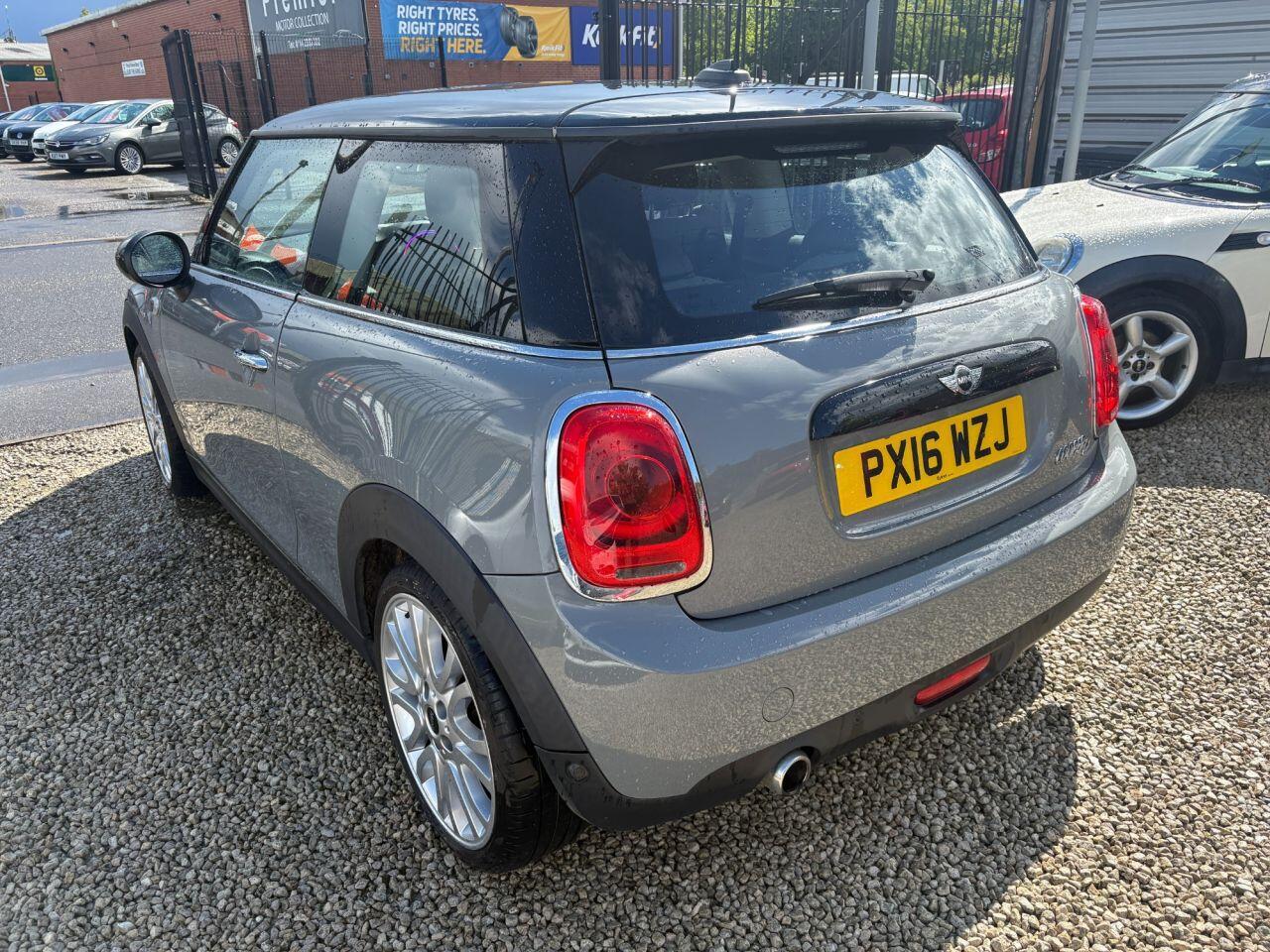 MINI Hatch - Image 4