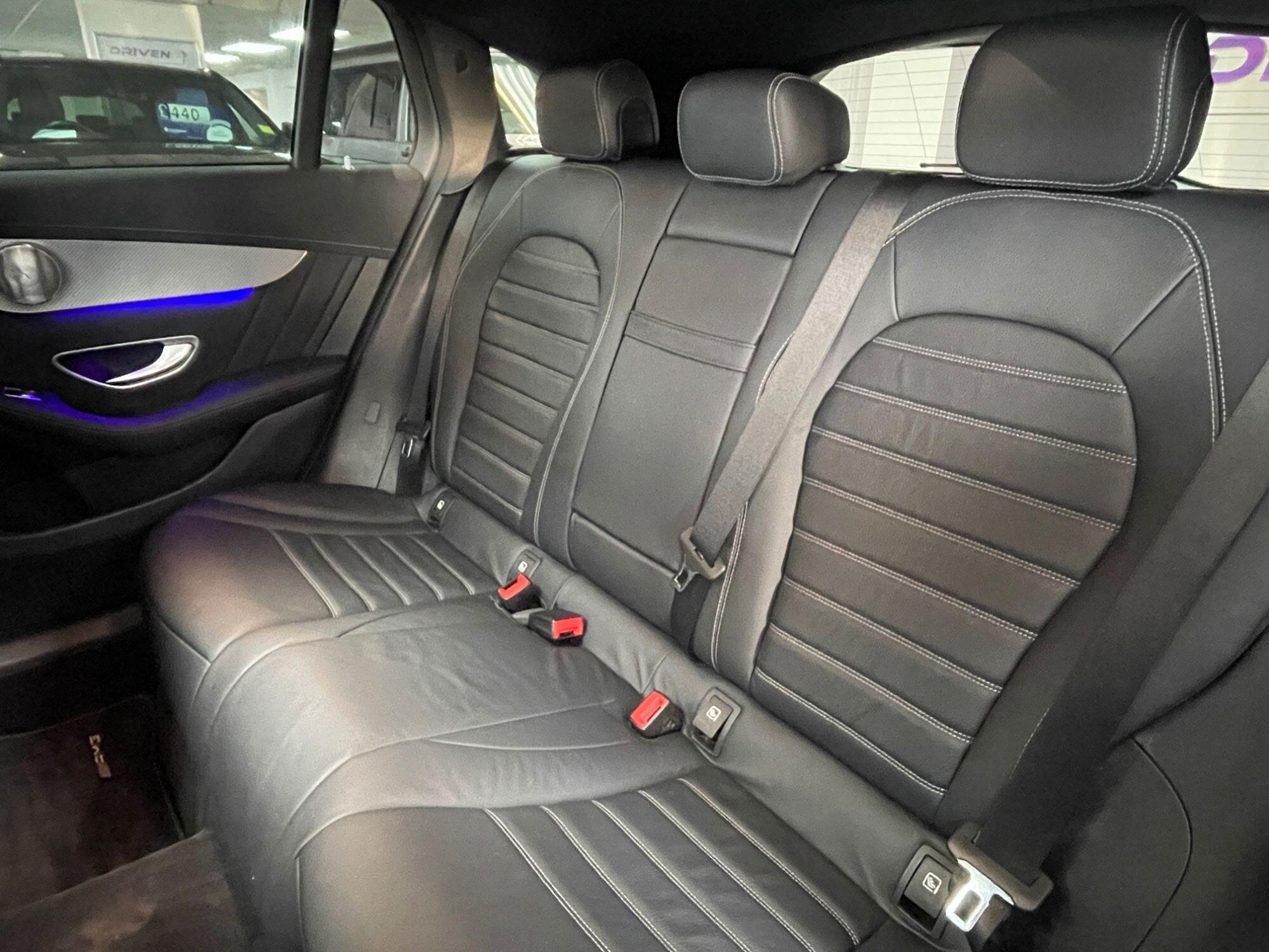 Mercedes Eqc - Image 29