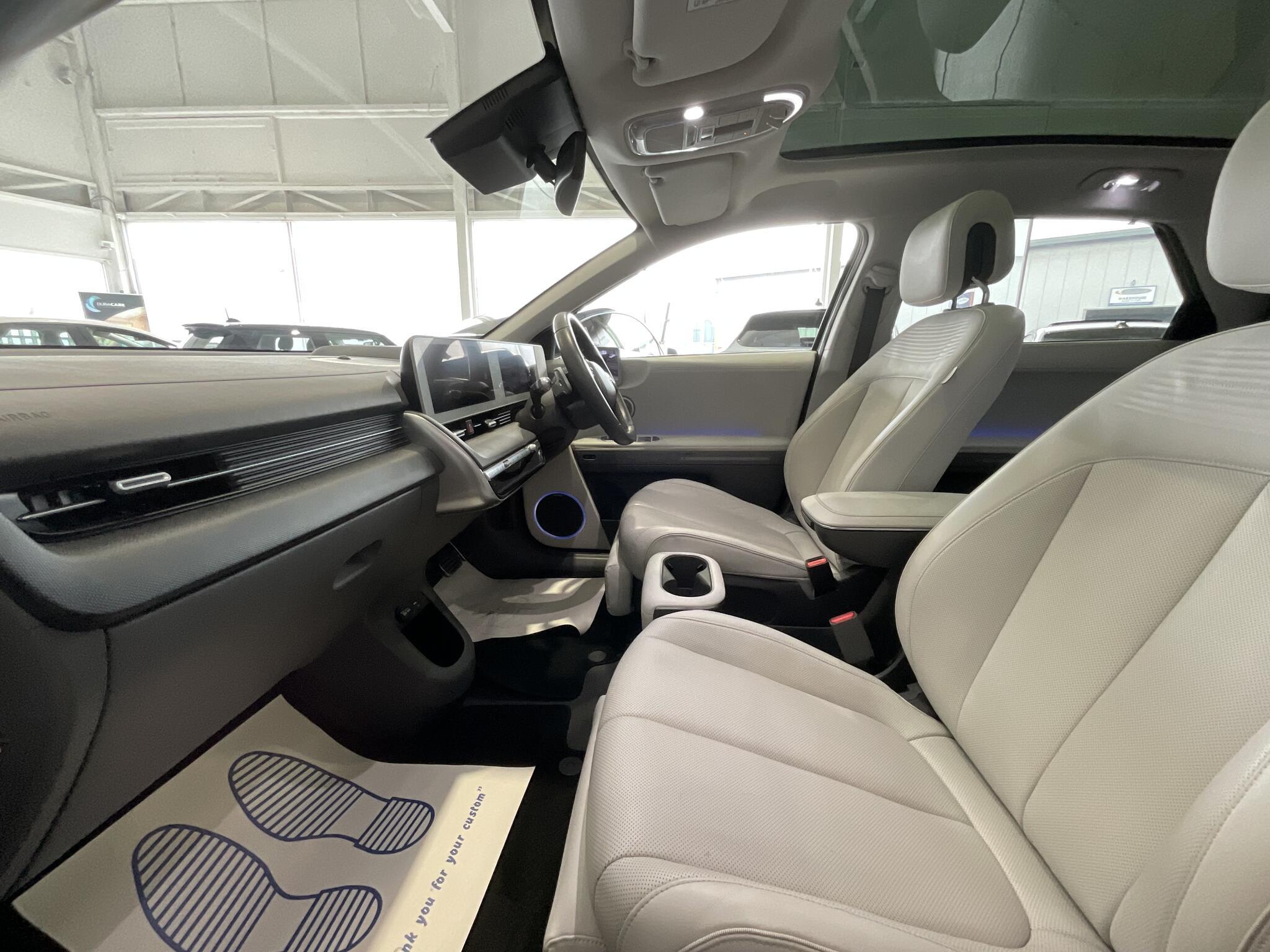 Hyundai Ioniq 5 - Image 17