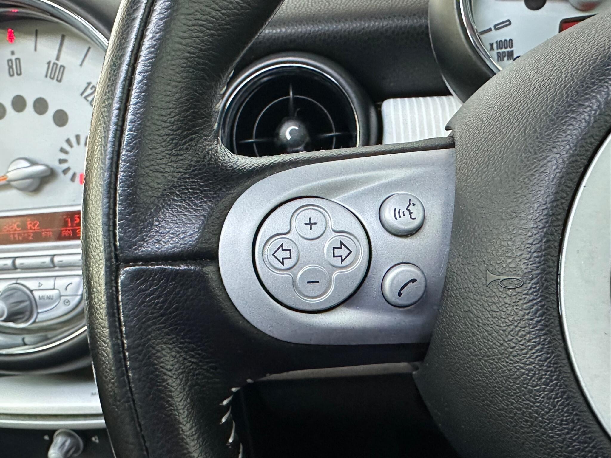 MINI Hatch - Image 18