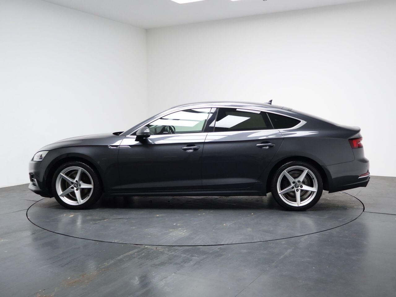 Audi A5 - Image 8