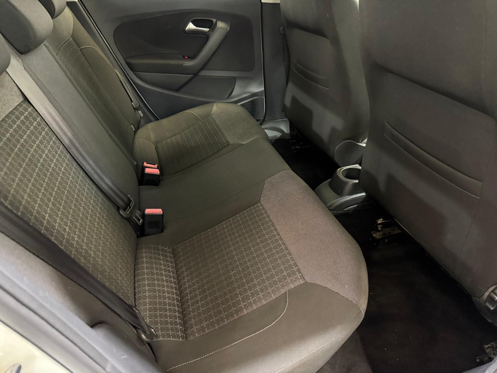 Volkswagen Polo - Image 22