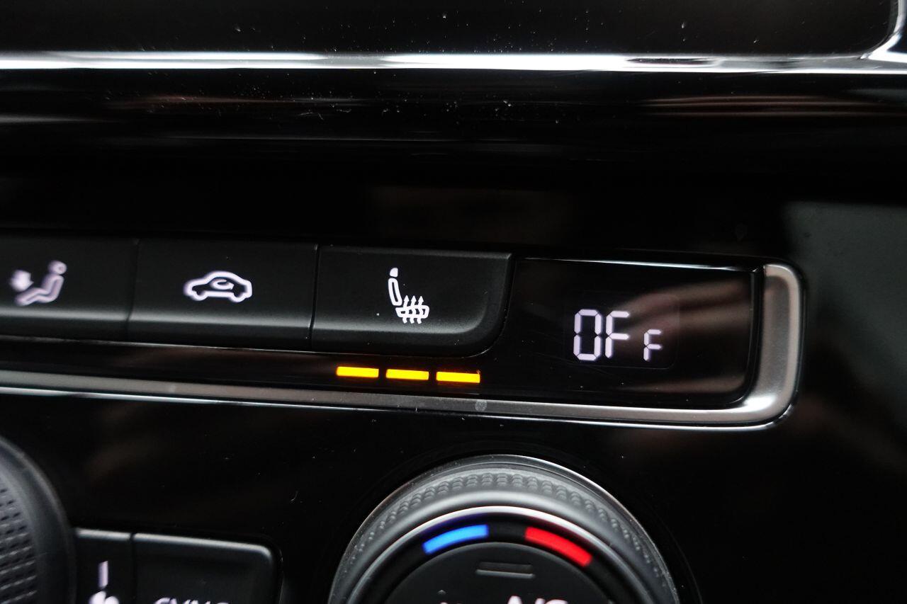 Volkswagen Golf - Image 51