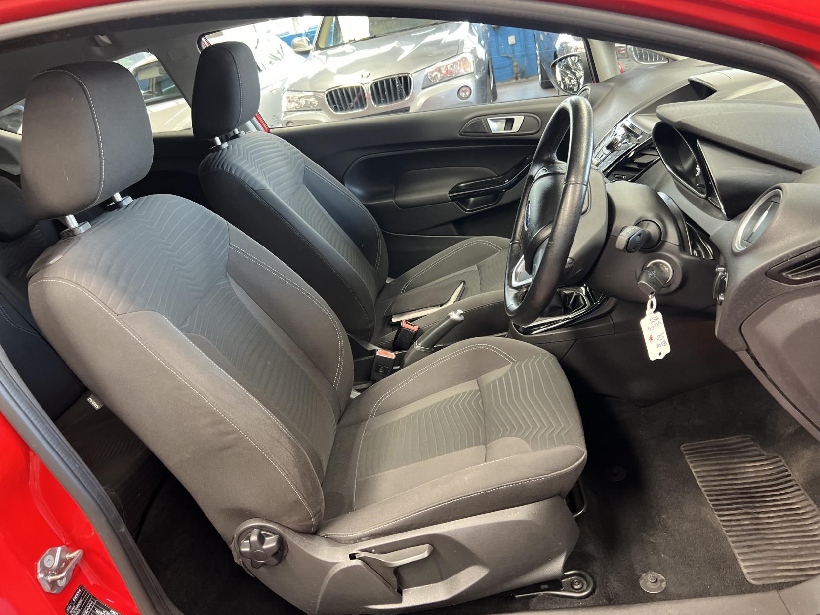 Ford Fiesta - Image 18