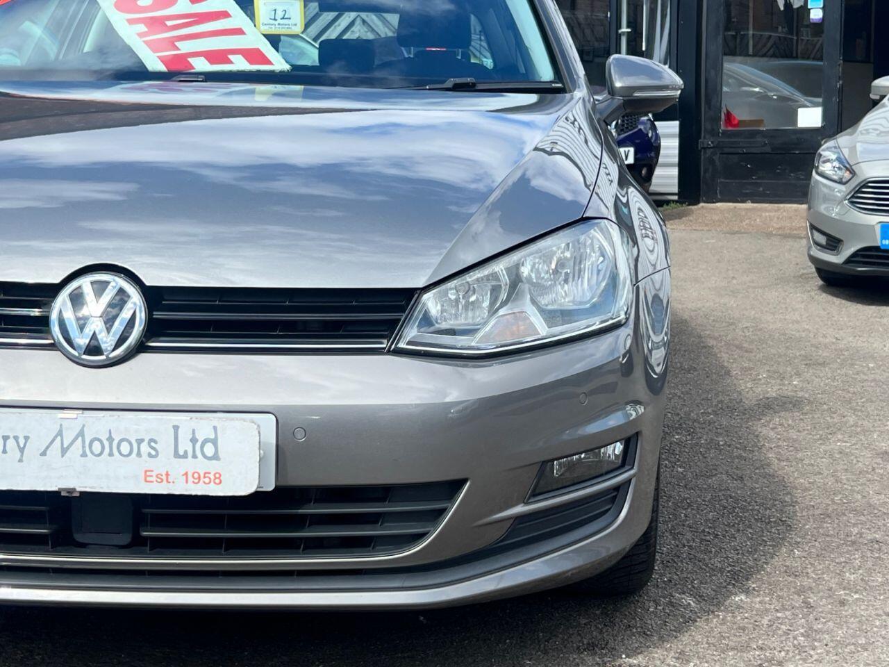 Volkswagen Golf - Image 8