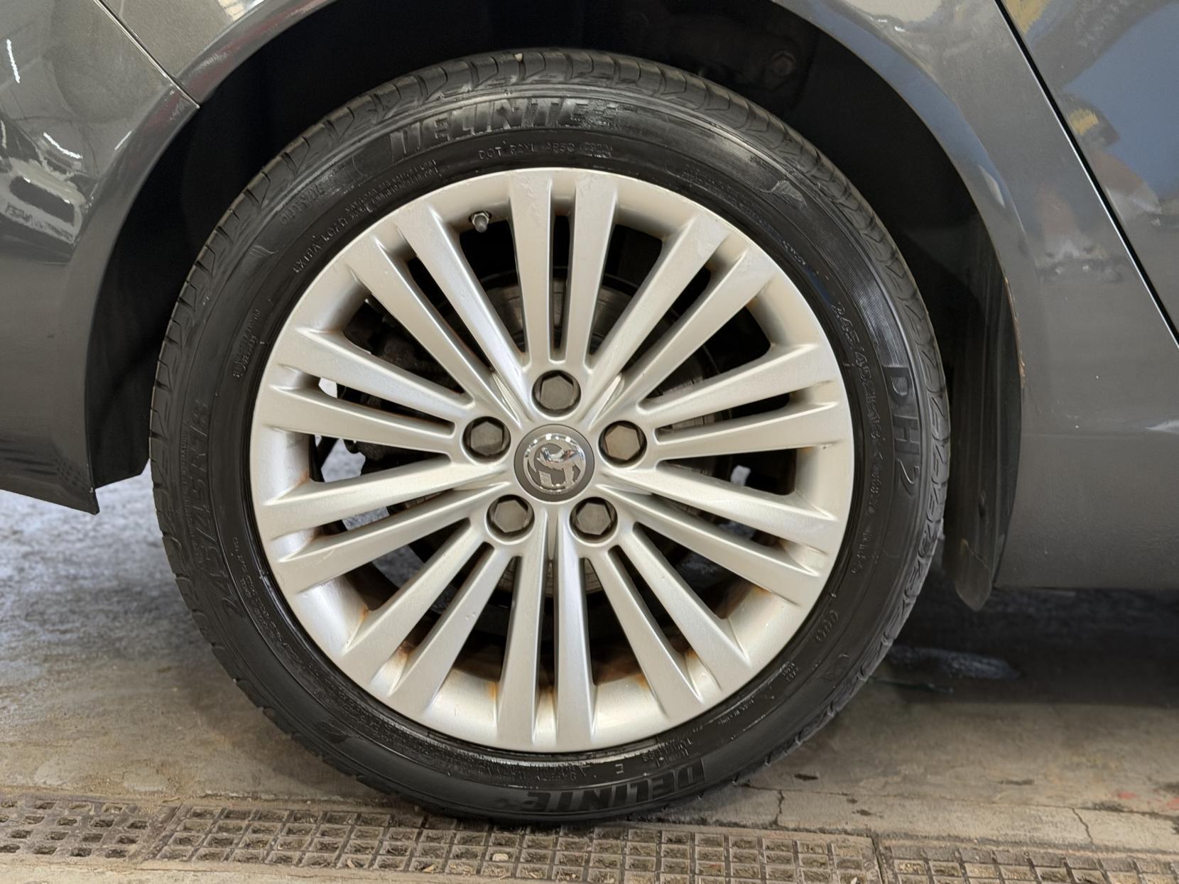 Vauxhall Insignia - Image 16