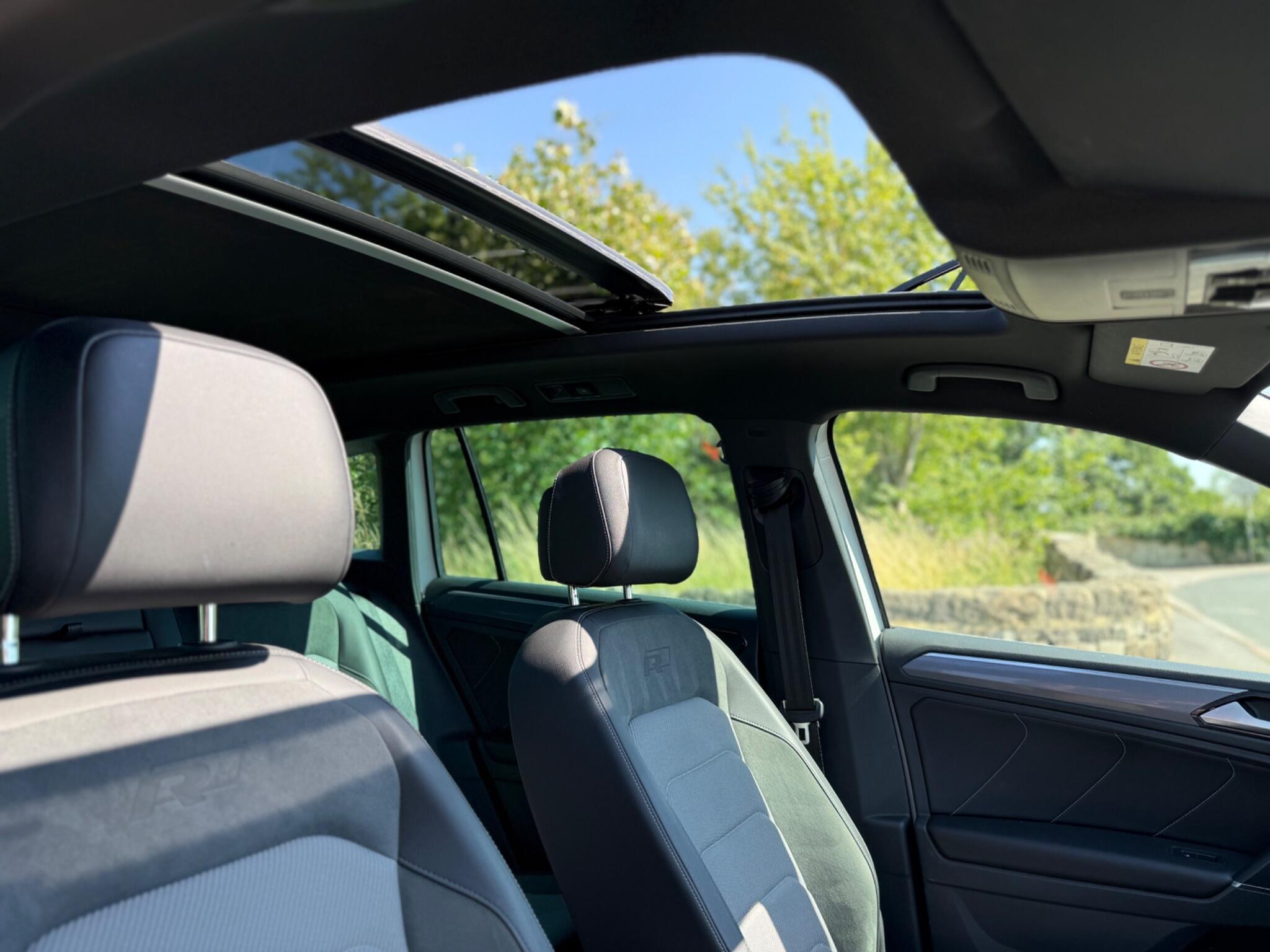 Volkswagen Tiguan - Image 8