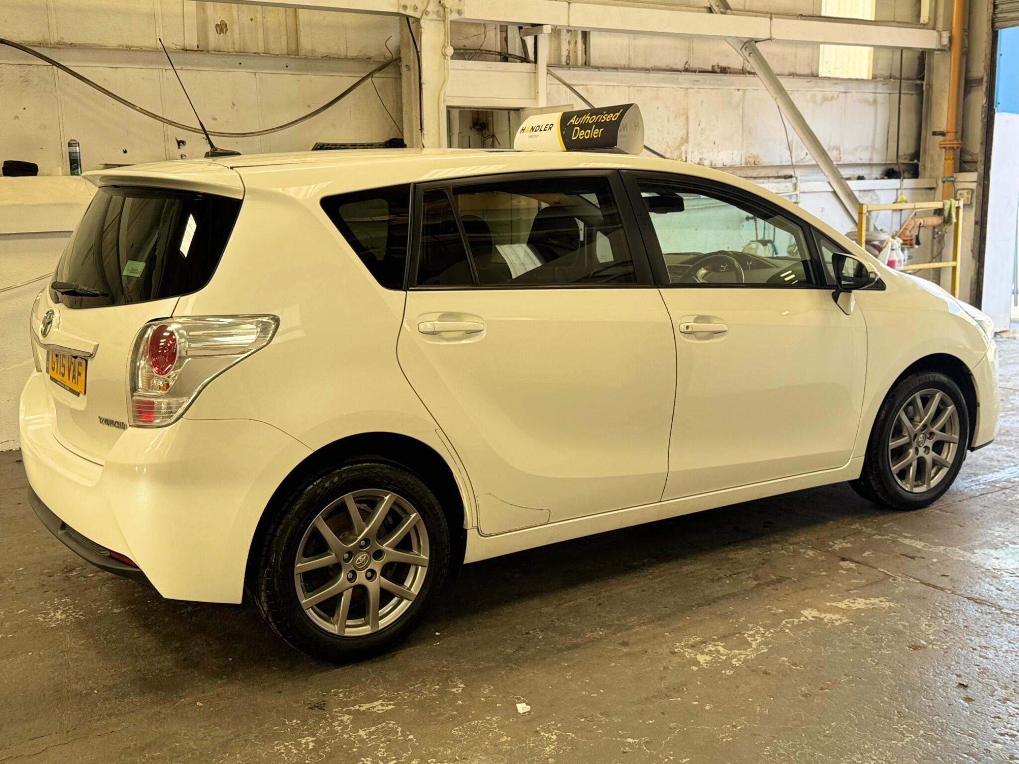 Toyota Verso - Image 20