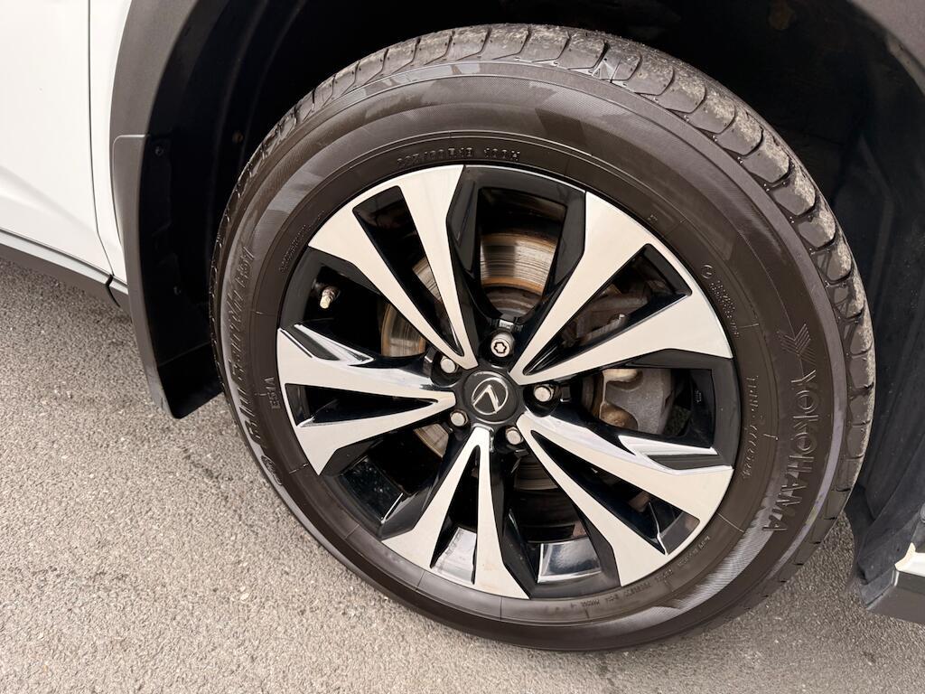 Lexus NX - Image 16