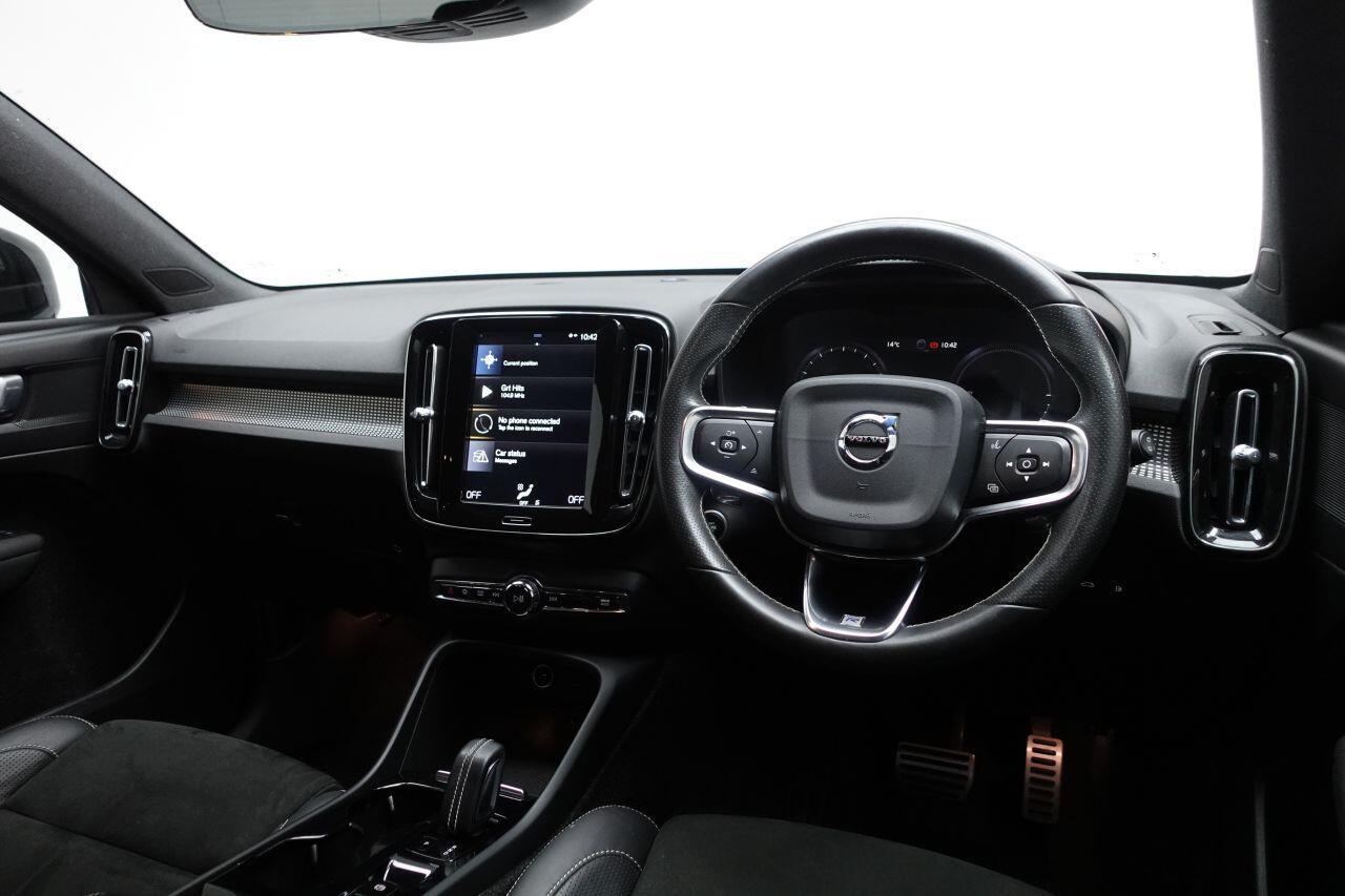 Volvo XC40 - Image 15