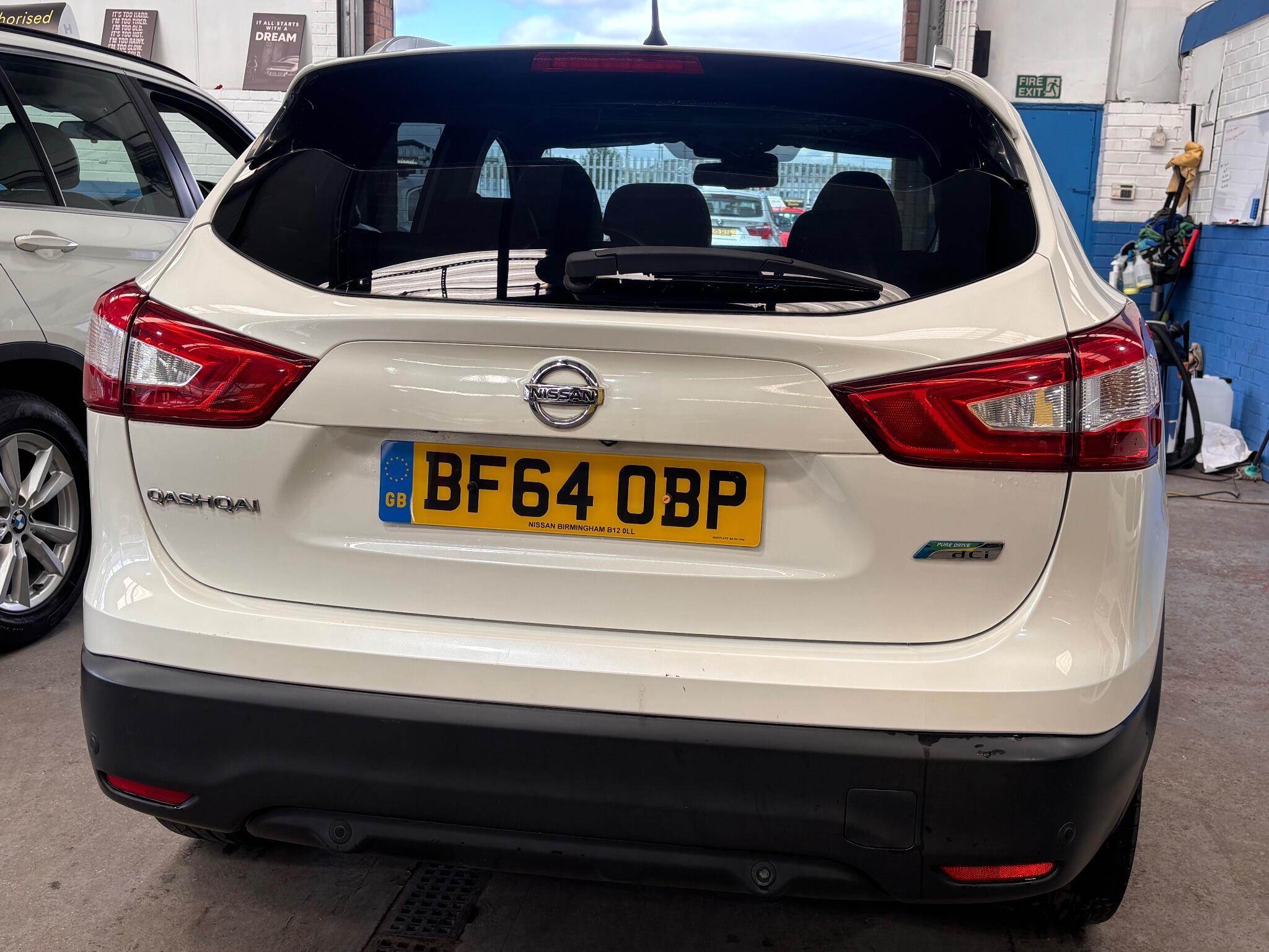 Nissan Qashqai - Image 12