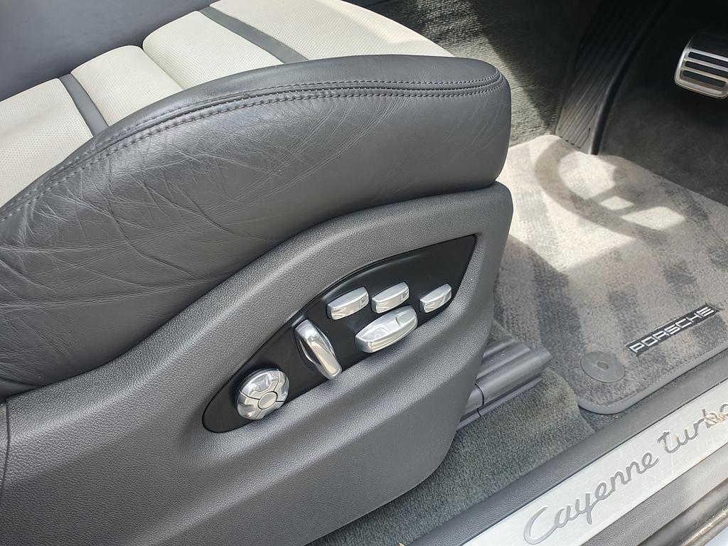 Porsche Cayenne - Image 43