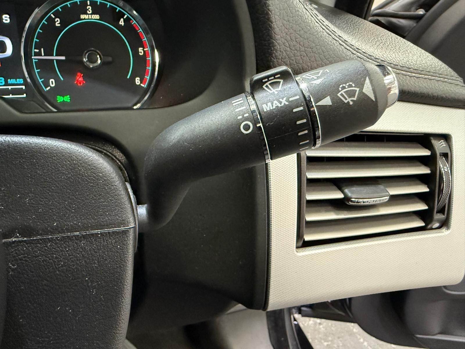 Jaguar XF - Image 8