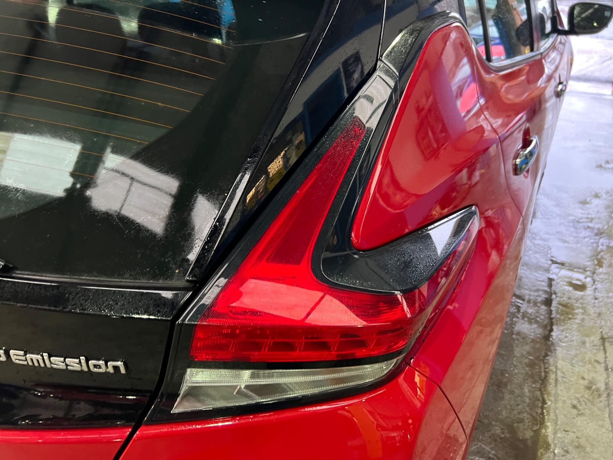 Nissan Leaf - Image 36