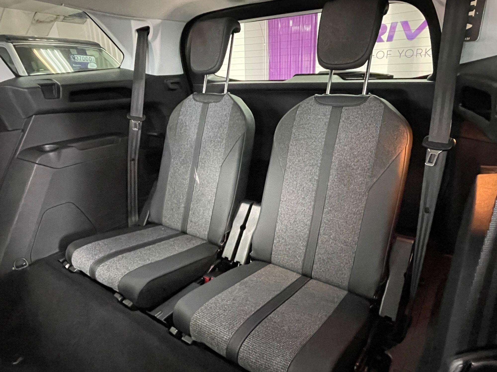 Peugeot 5008 - Image 30