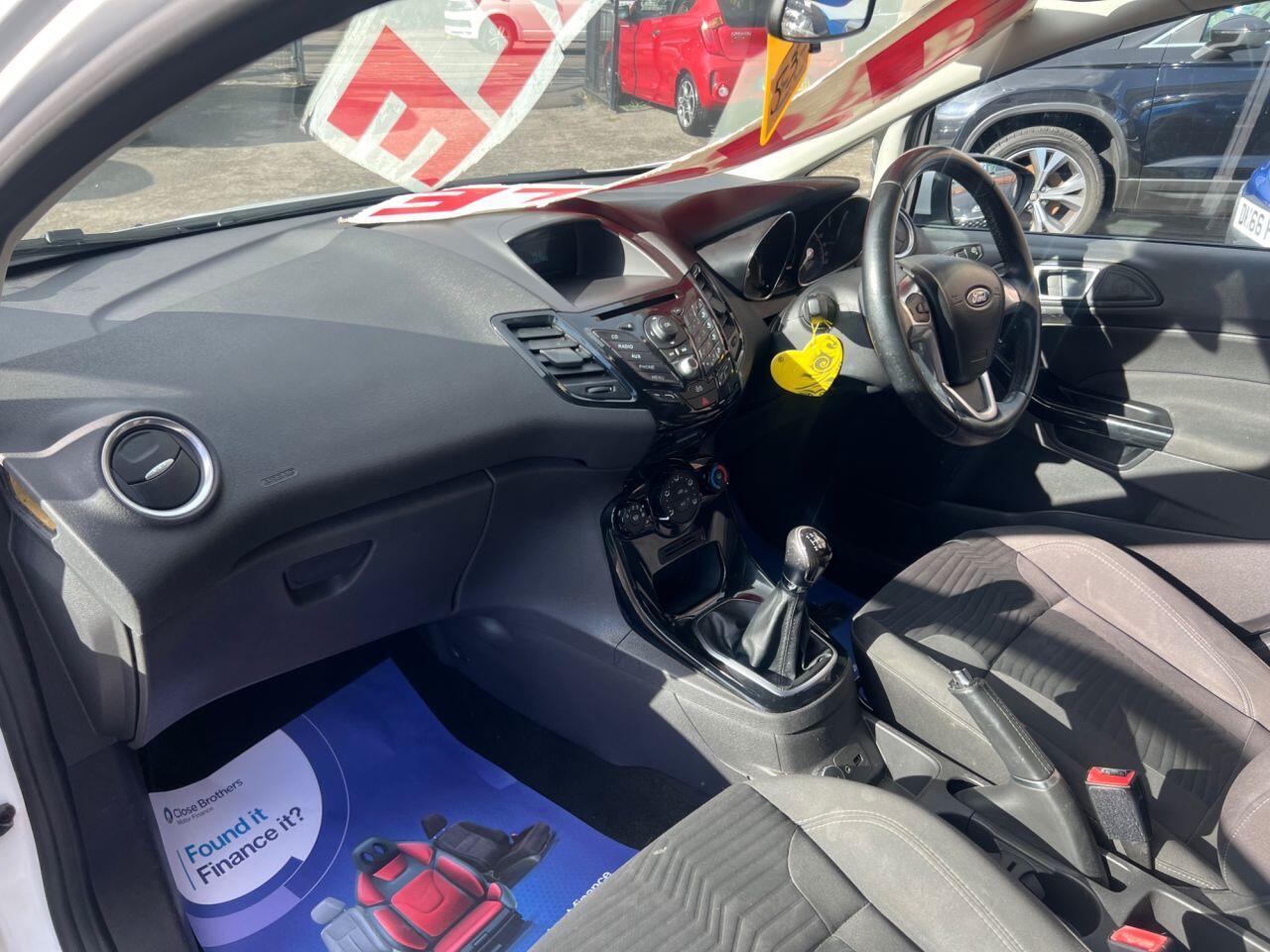 Ford Fiesta - Image 16