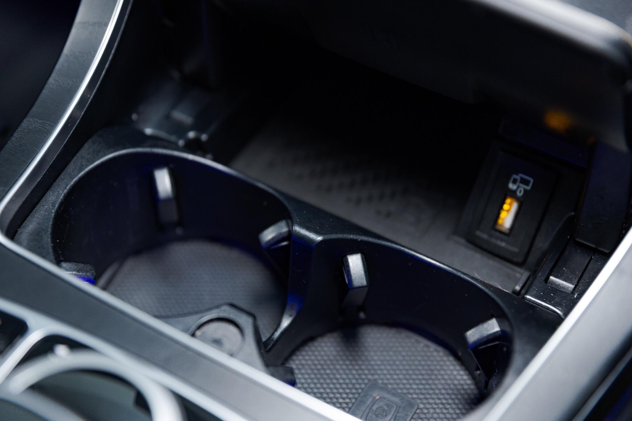 Mercedes C Class - Image 49