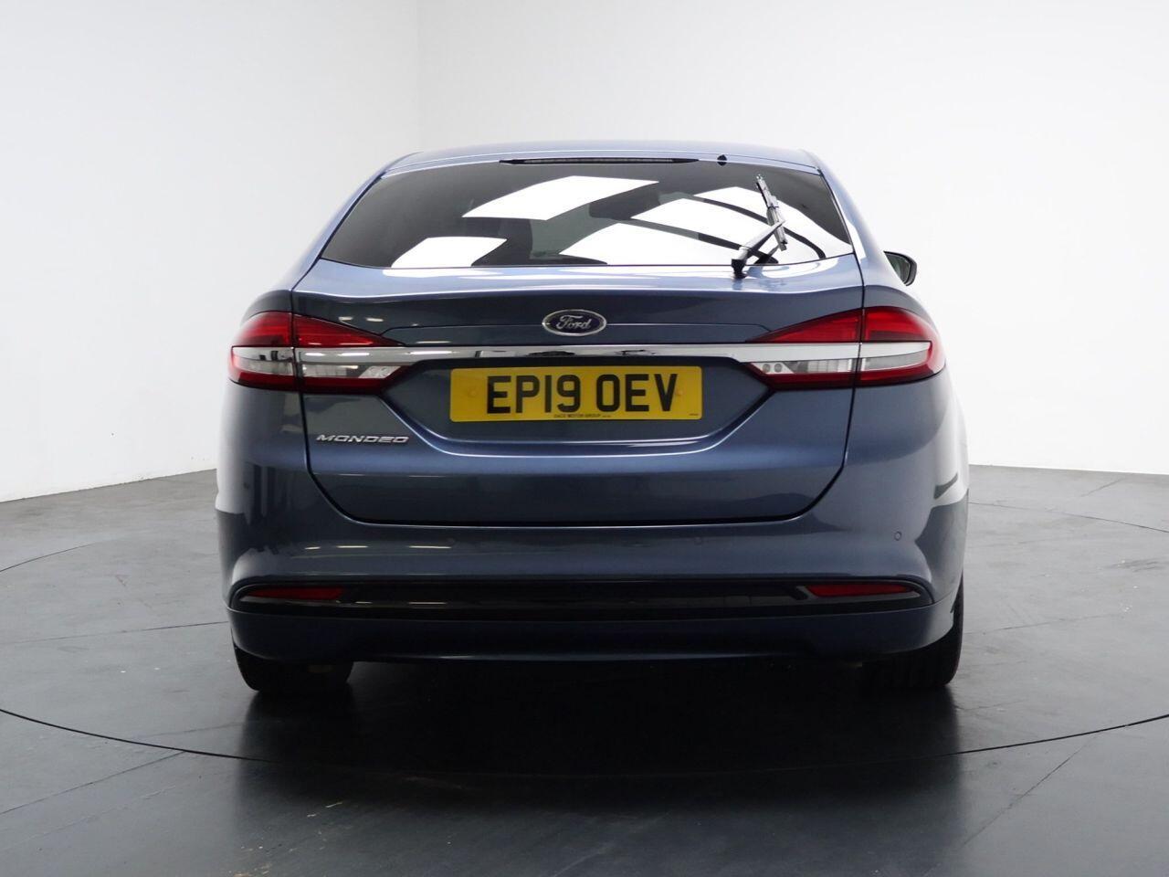 Ford Mondeo - Image 11