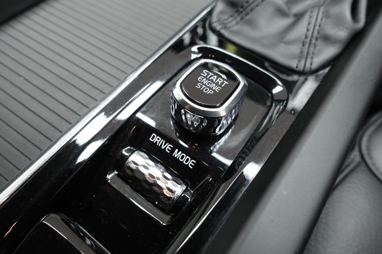 Volvo XC60 - Image 48