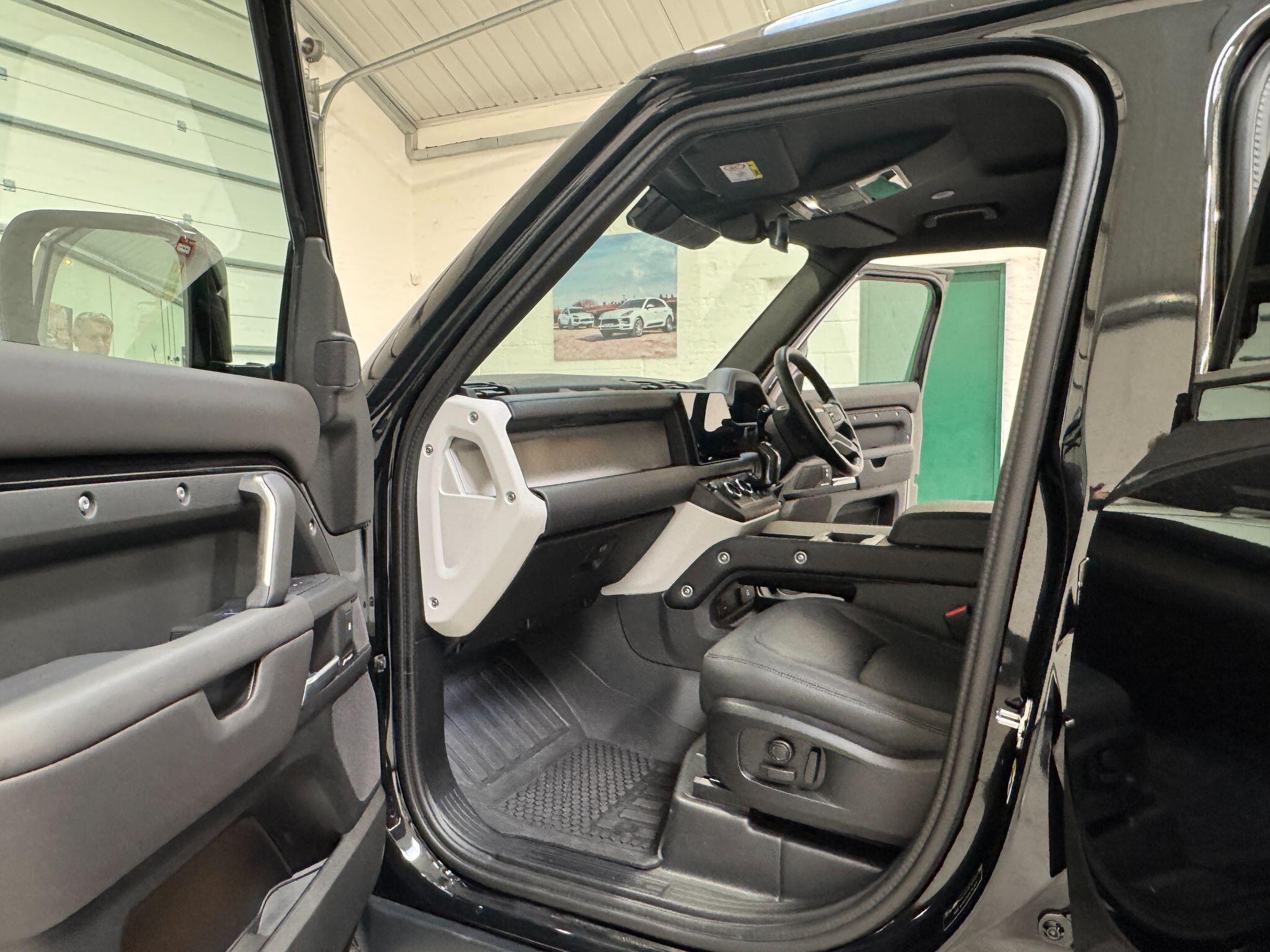 Land Rover Defender 110 - Image 50