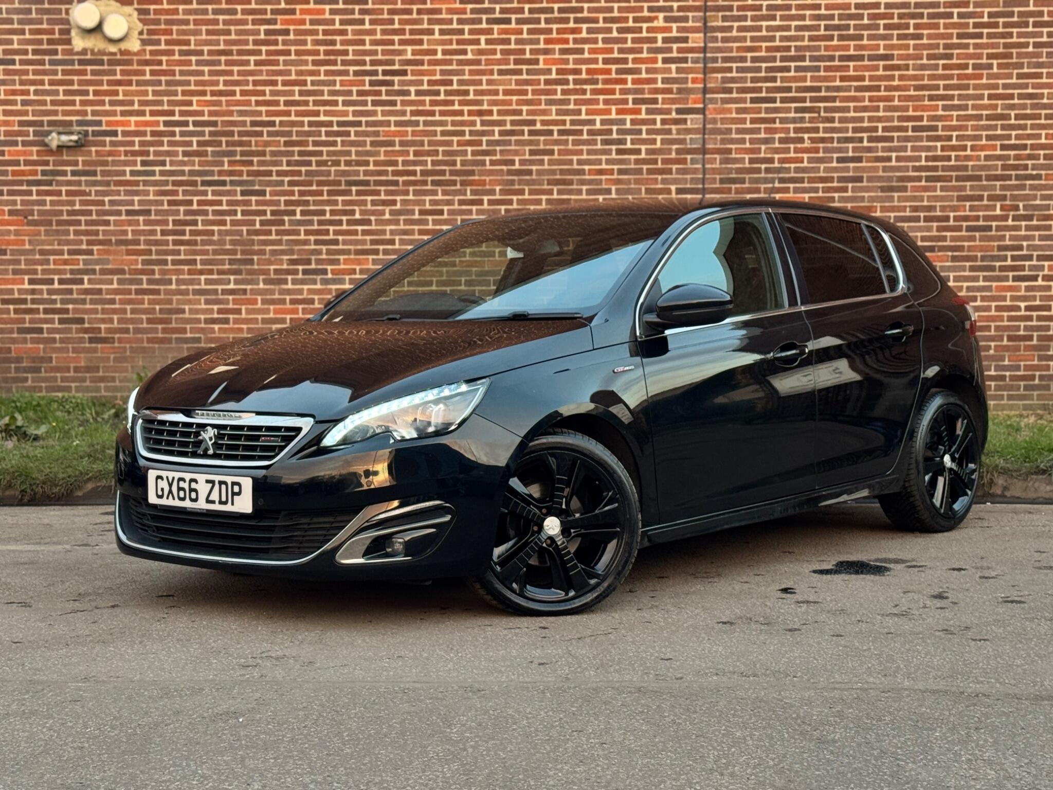 Peugeot 308 - Image 2