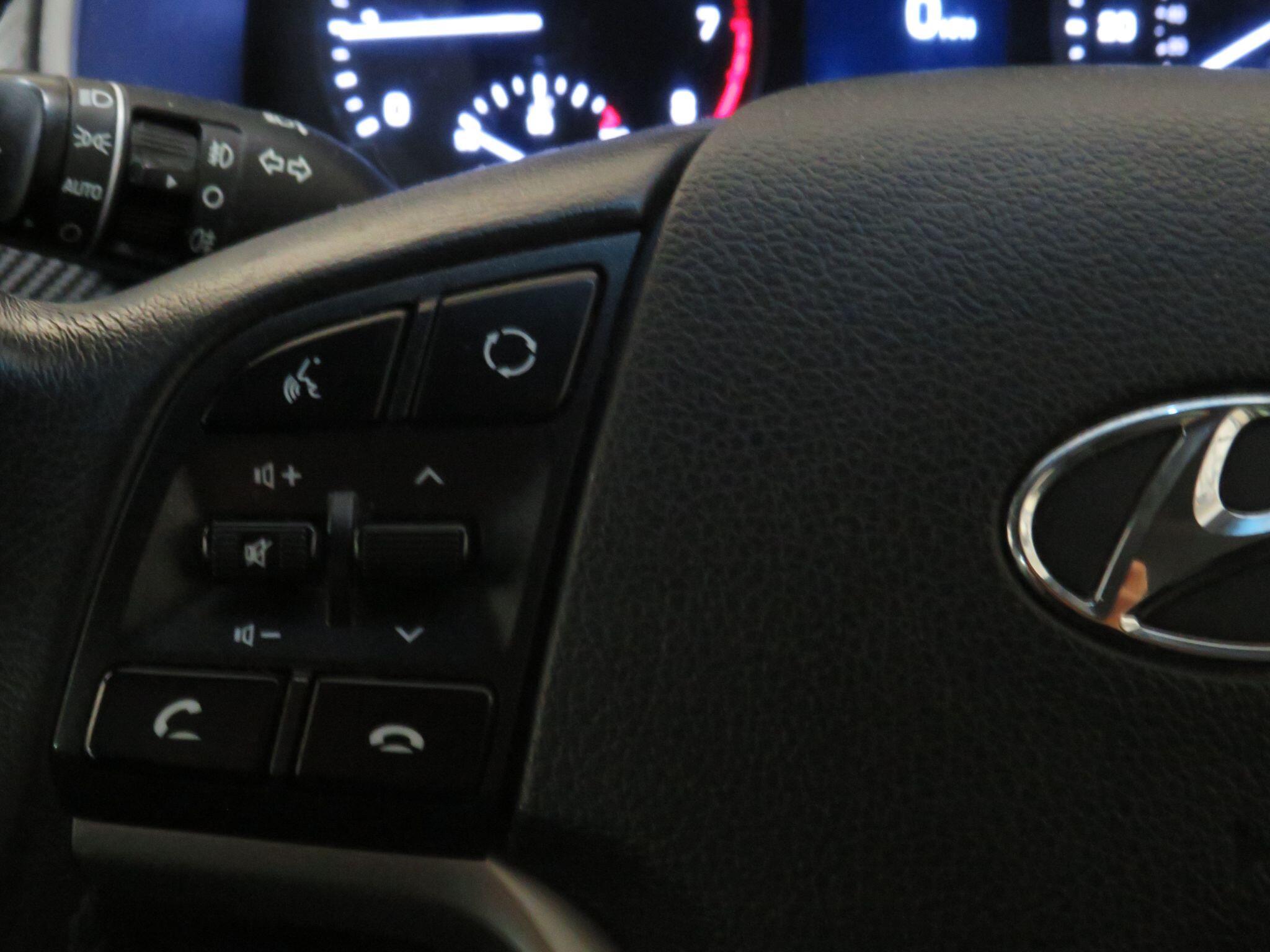Hyundai Tucson - Image 17