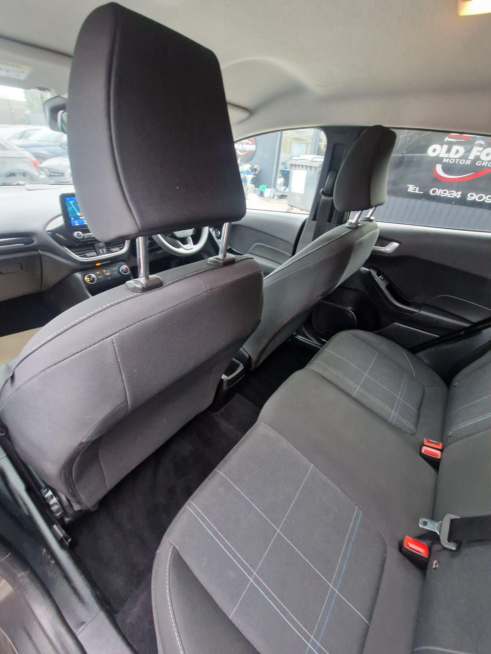 Ford Fiesta - Image 41