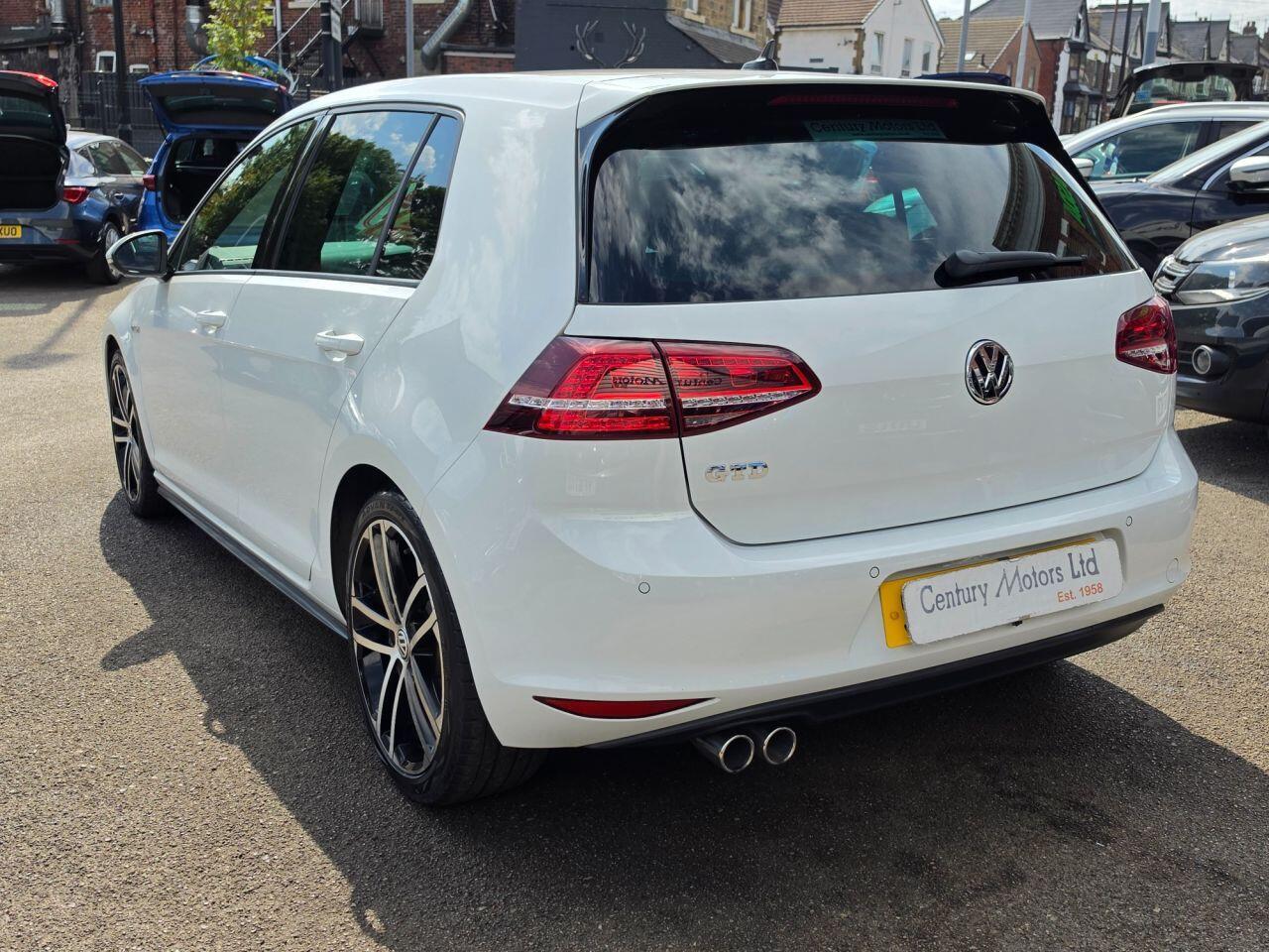 Volkswagen Golf - Image 5