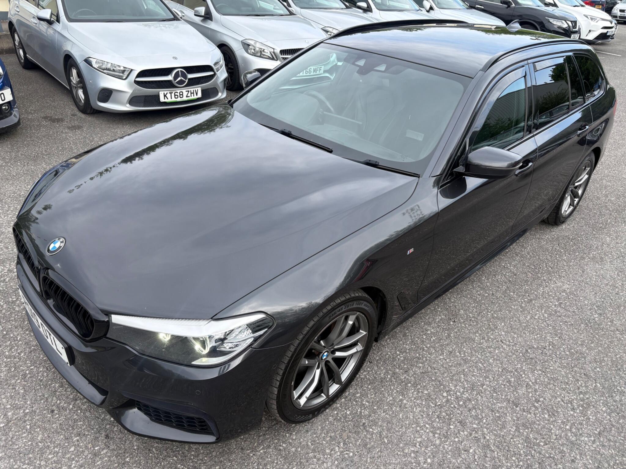 BMW 5 Series - Image 7