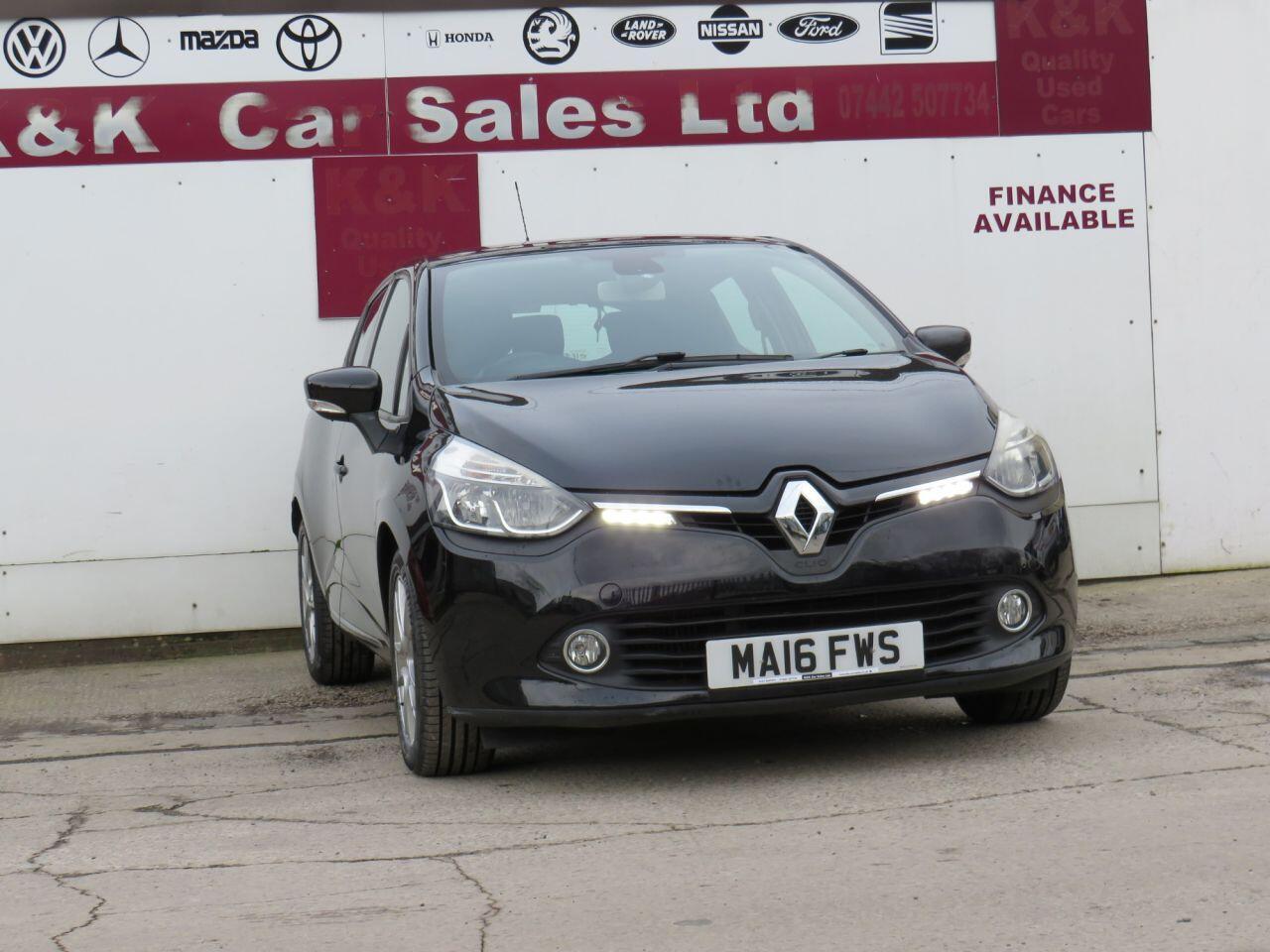 Renault Clio - Image 31