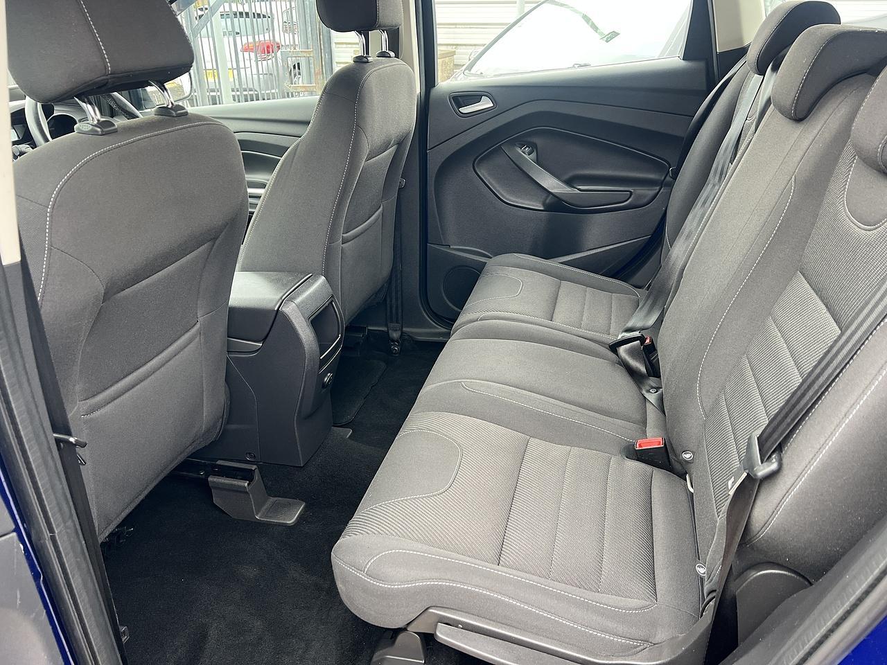 Ford Kuga - Image 18