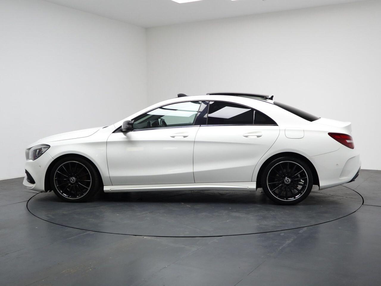 Mercedes-benz CLA - Image 8