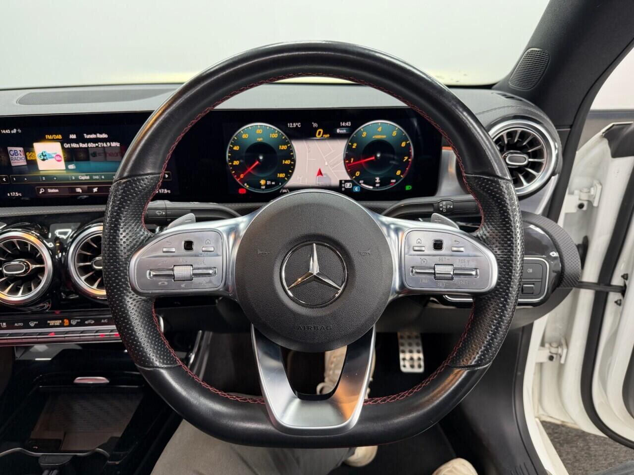 Mercedes CLA - Image 27