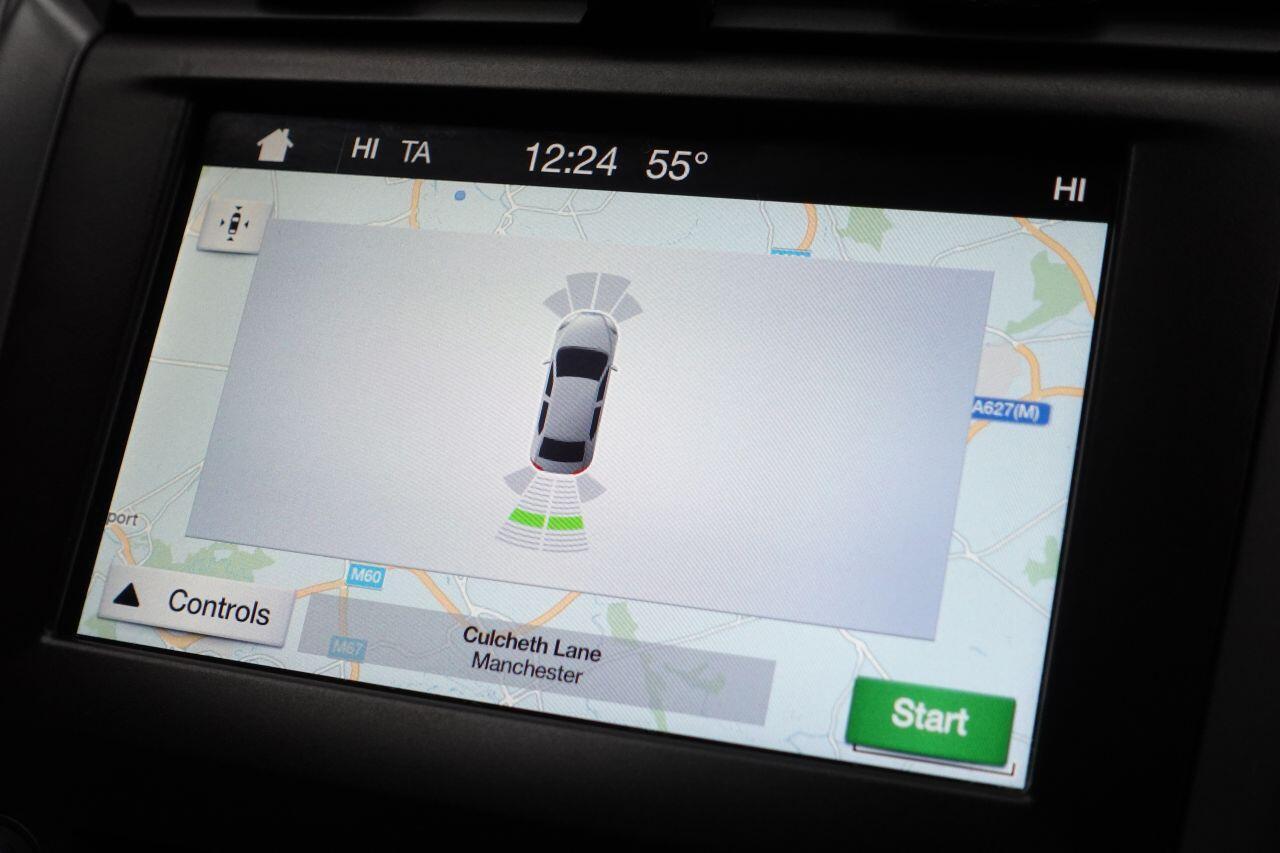 Ford Mondeo - Image 30