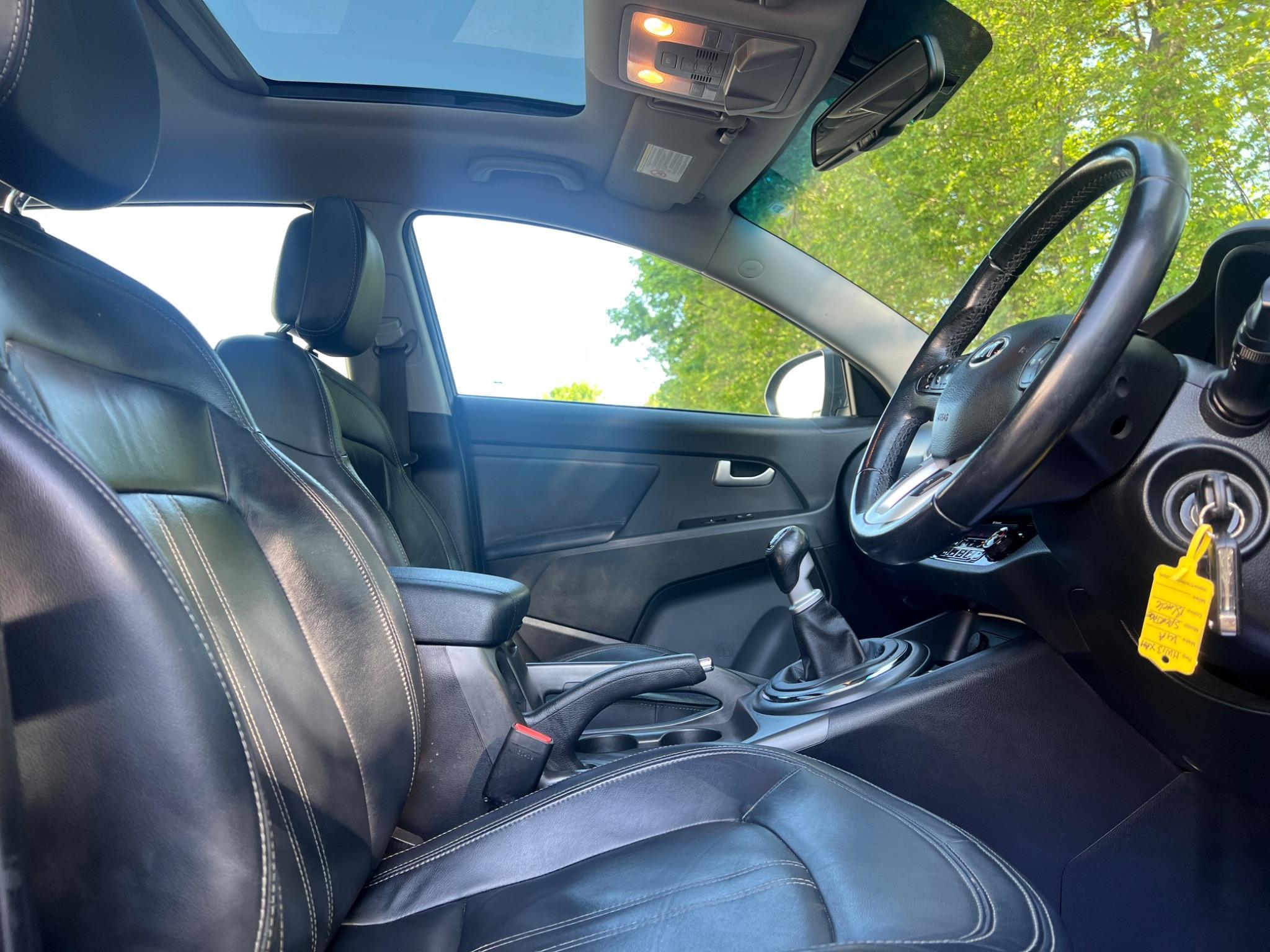 Kia Sportage - Image 13