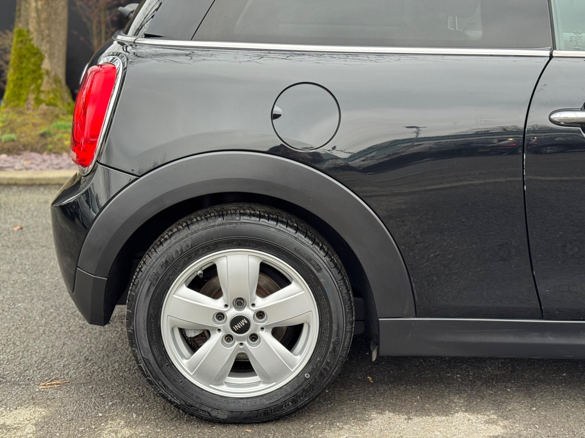 MINI Hatch - Image 16