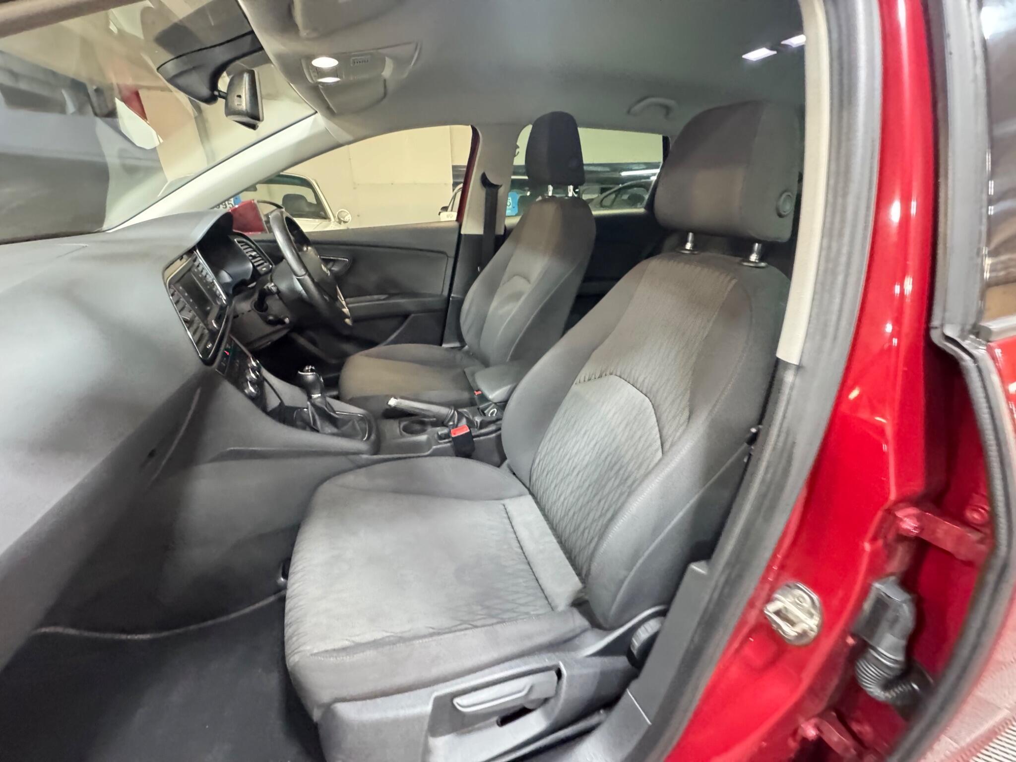 SEAT Leon - Image 10