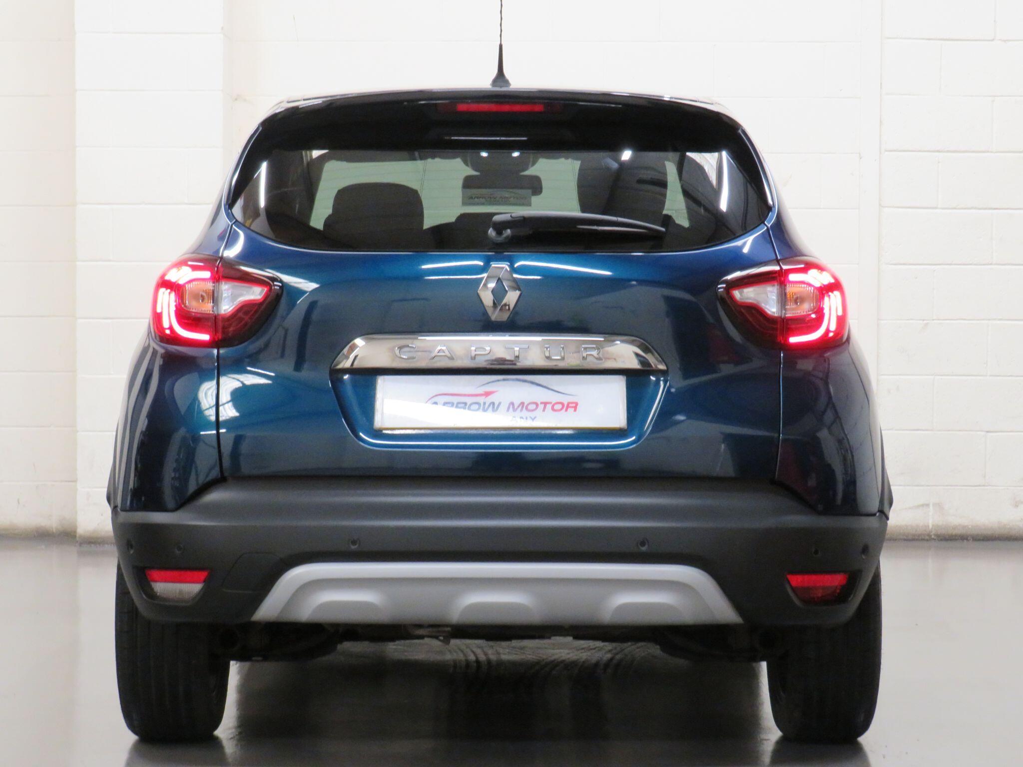 Renault Captur - Image 5