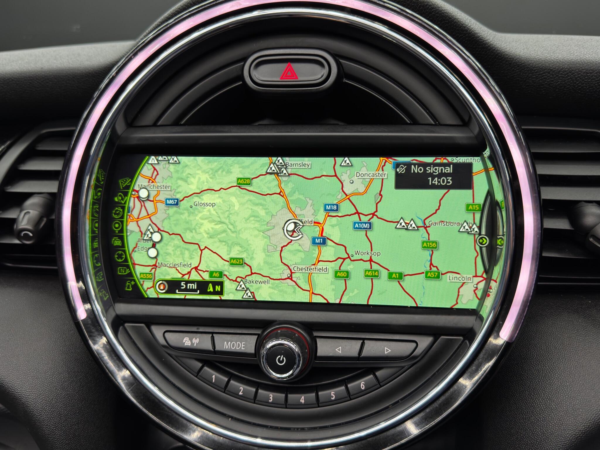 MINI Convertible - Image 27