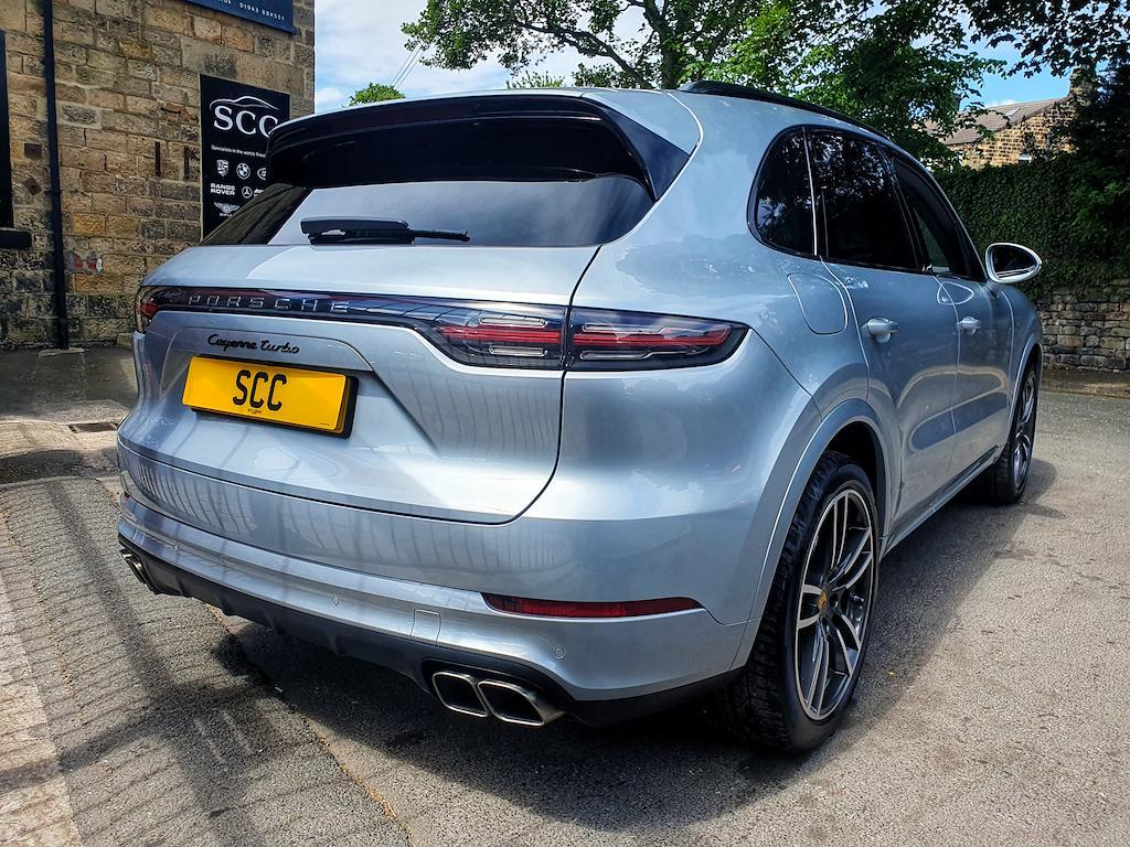 Porsche Cayenne - Image 13