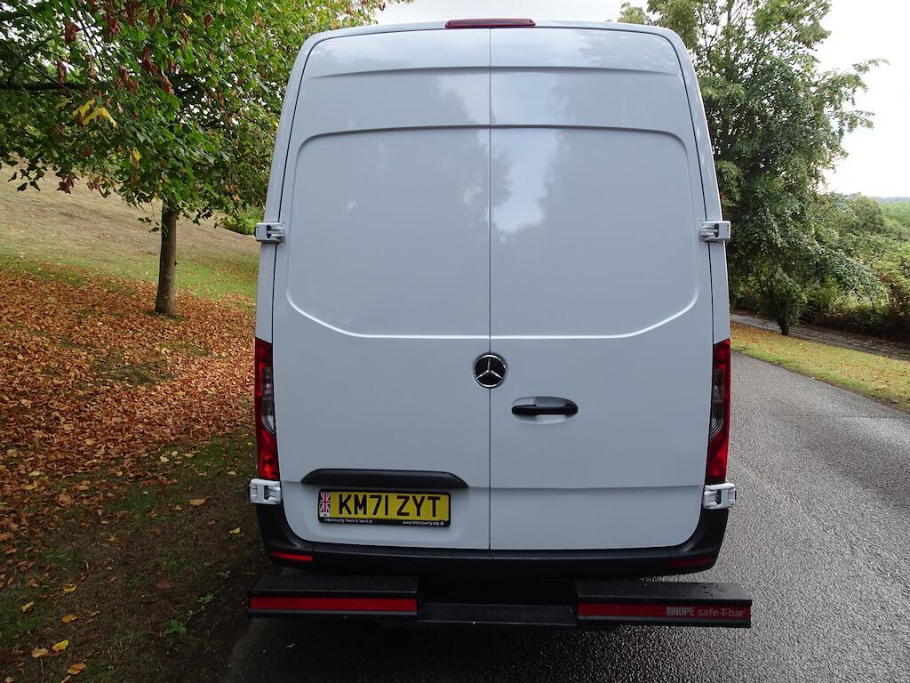 Mercedes Sprinter - Image 5