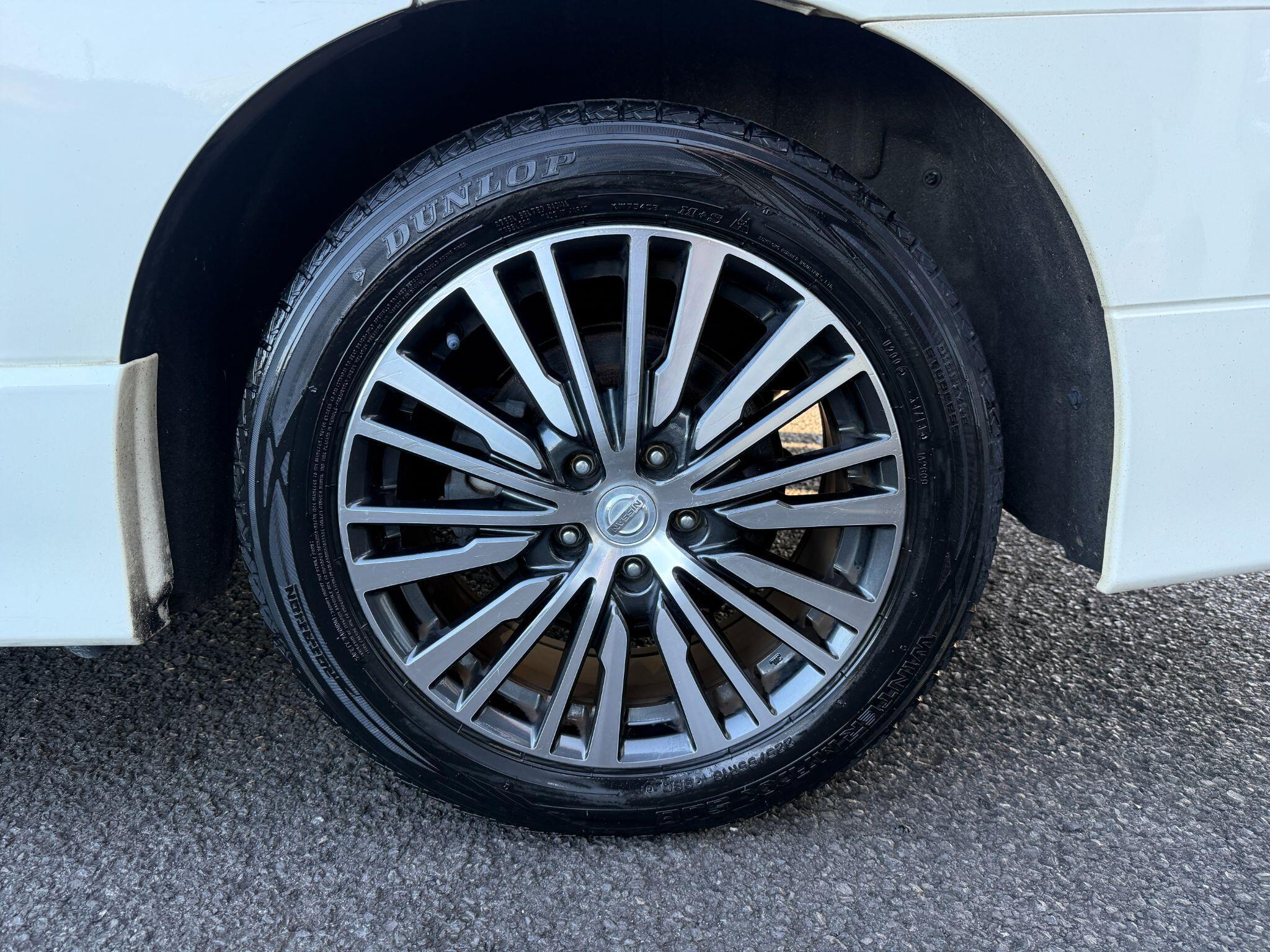 Nissan Elgrand - Image 76