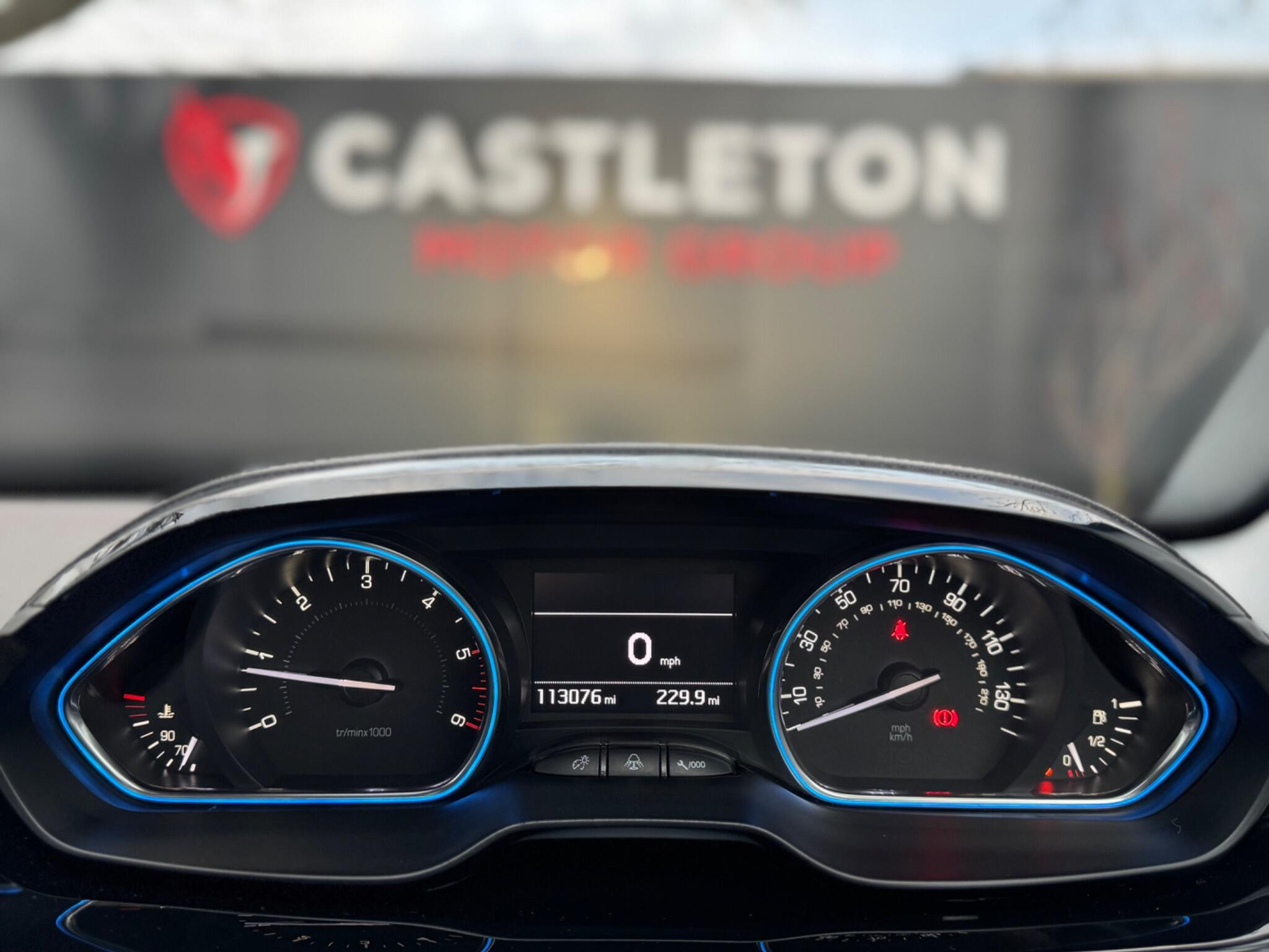 Peugeot 2008 - Image 32