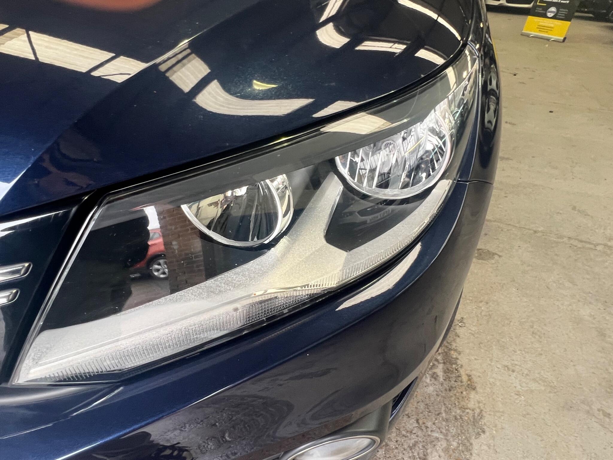 Volkswagen Tiguan - Image 9