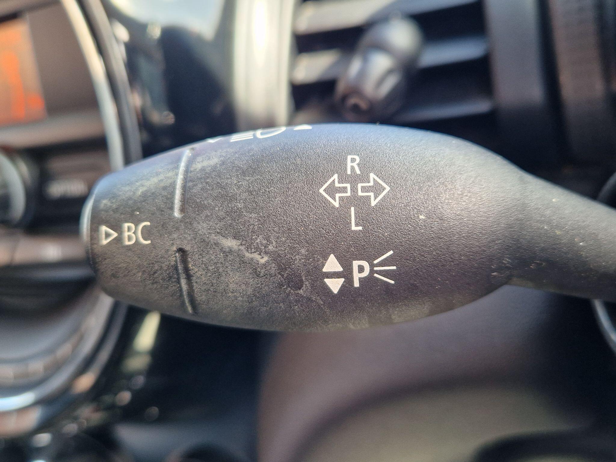 MINI Hatch - Image 39