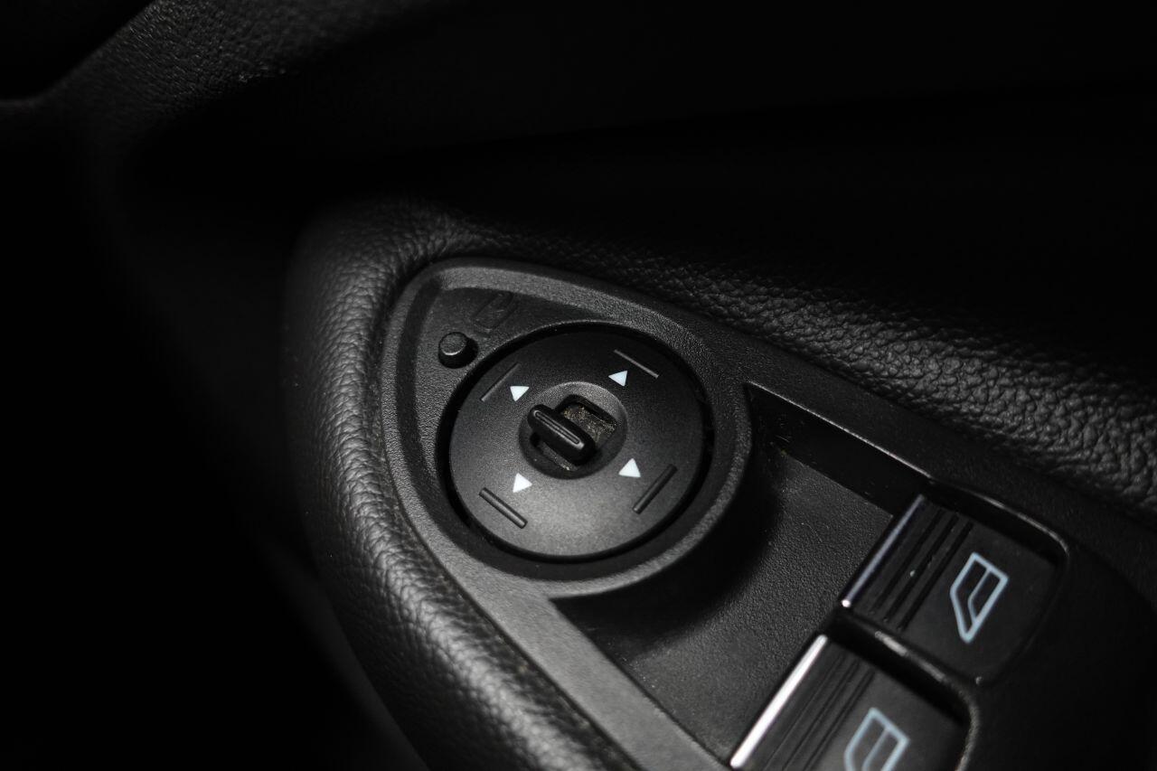 Ford Kuga - Image 49