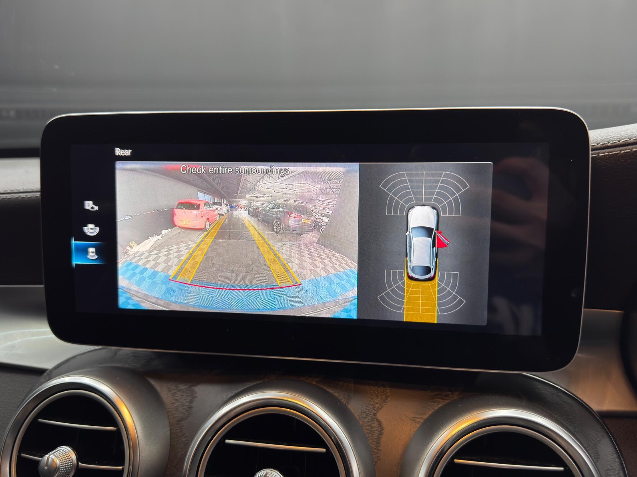 Mercedes GLC - Image 40