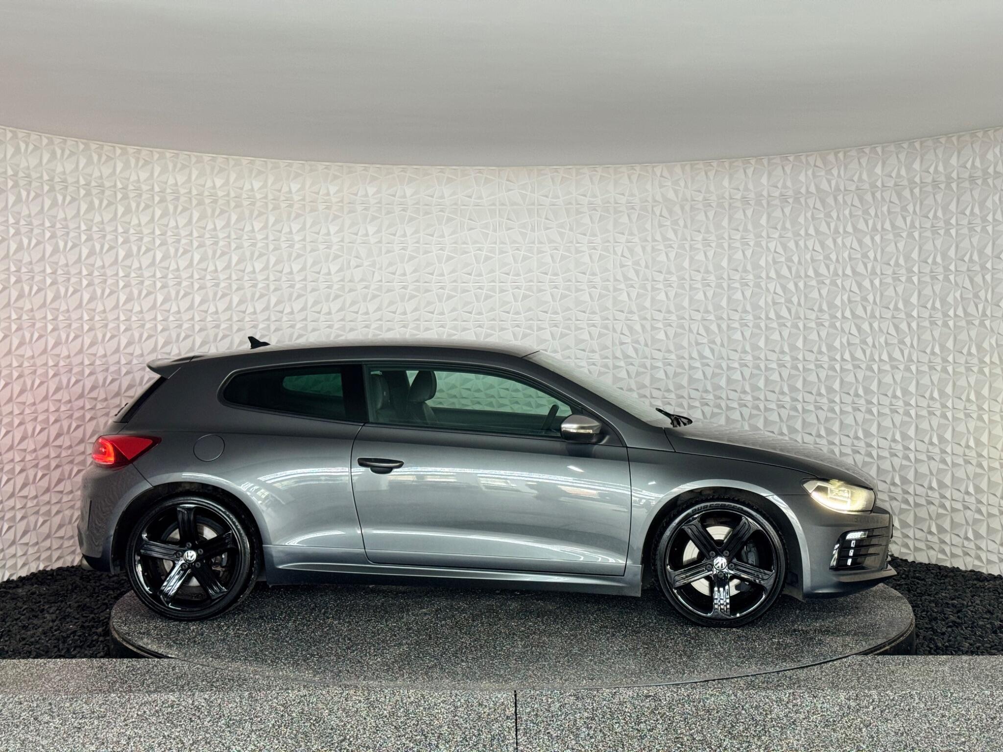 Volkswagen Scirocco - Image 8