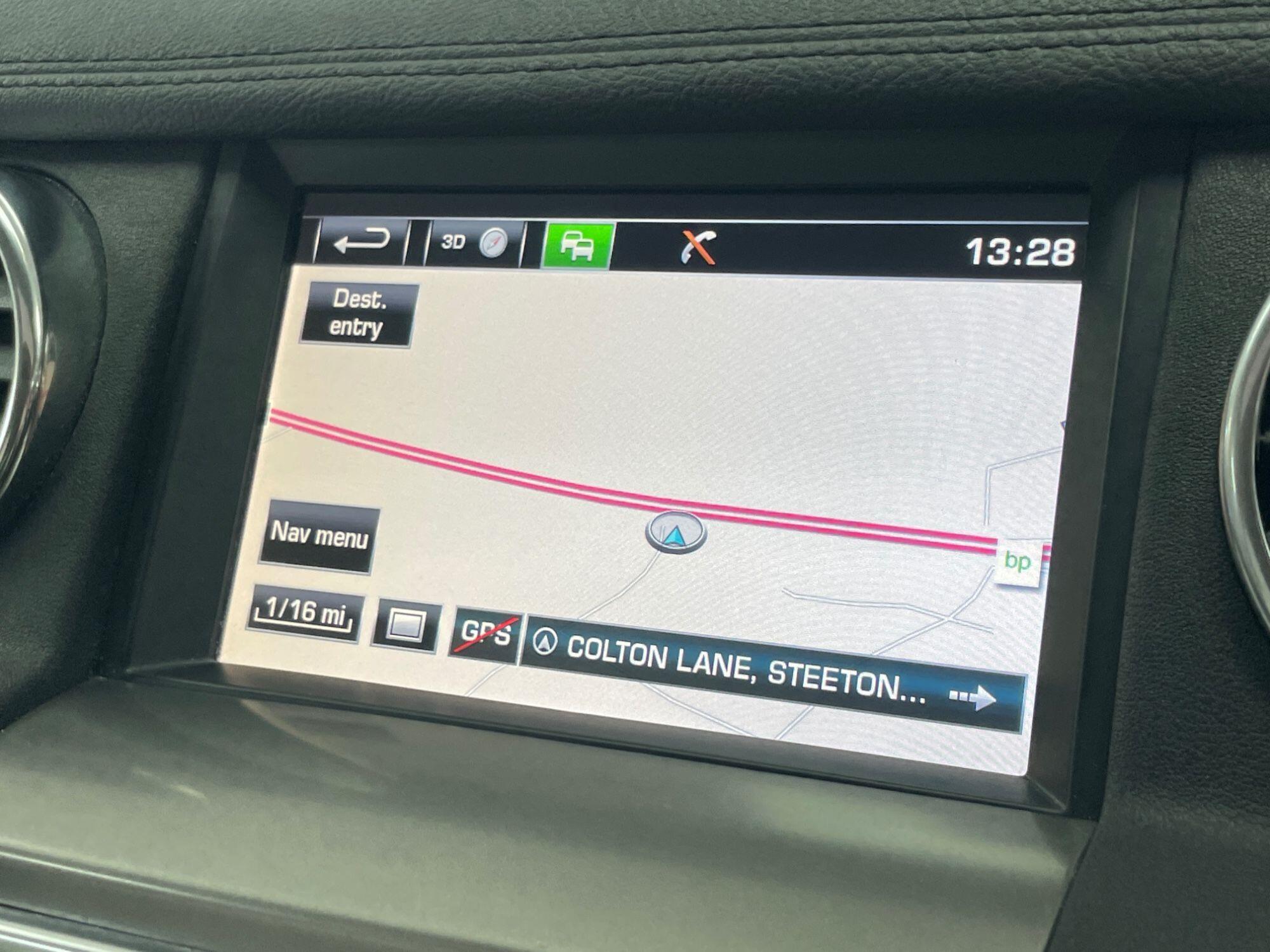 Land Rover DISCOVERY 4 - Image 45